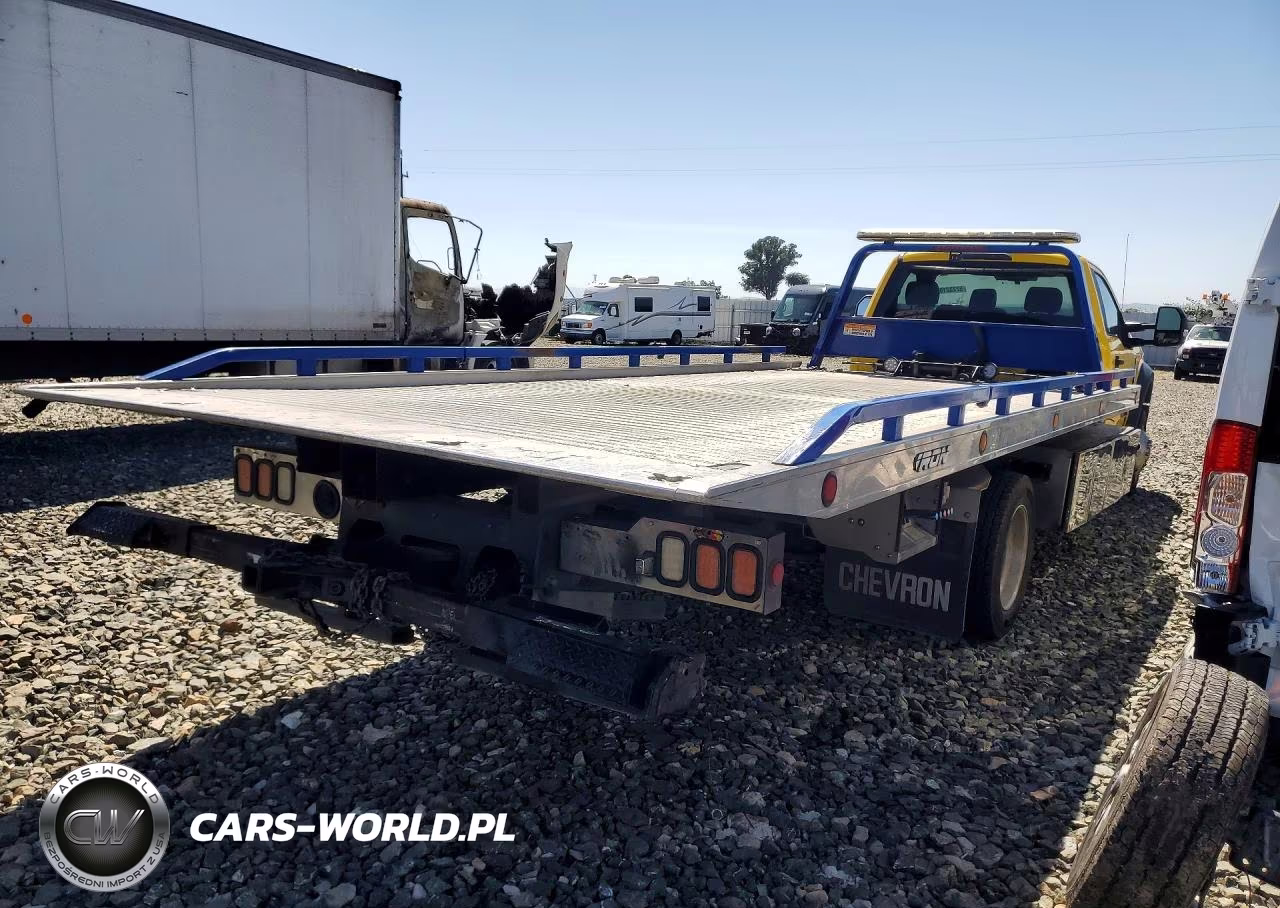2020 Ford F550 Super Duty VIN:1FDUF5GT5LDA06477 - 3