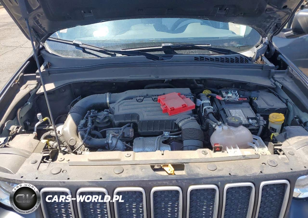 2022 Jeep Renegade Latitude VIN:ZACNJDB12NPN56745 - 12
