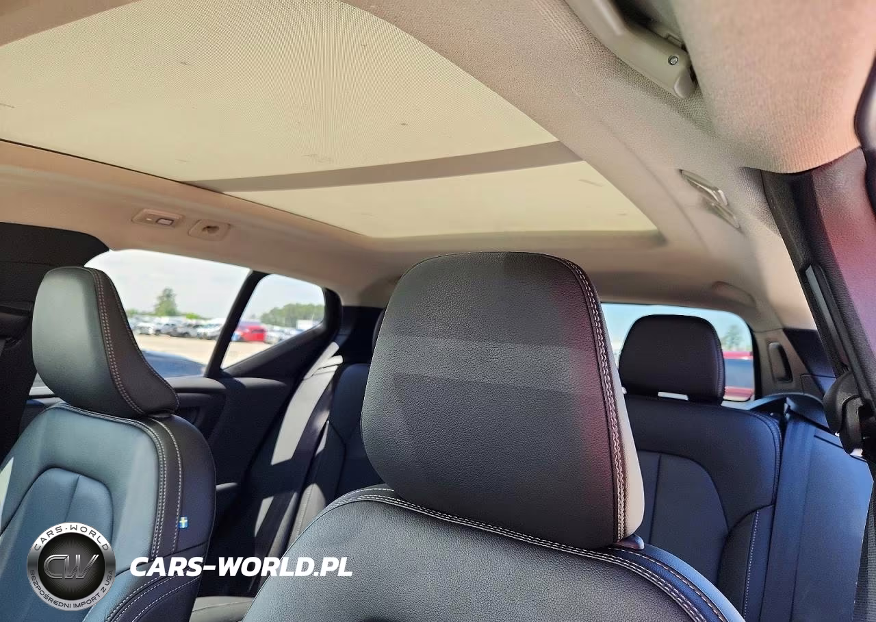 2025 Volvo Xc40 Core VIN:YV4L12UJ0S2578645 - 10
