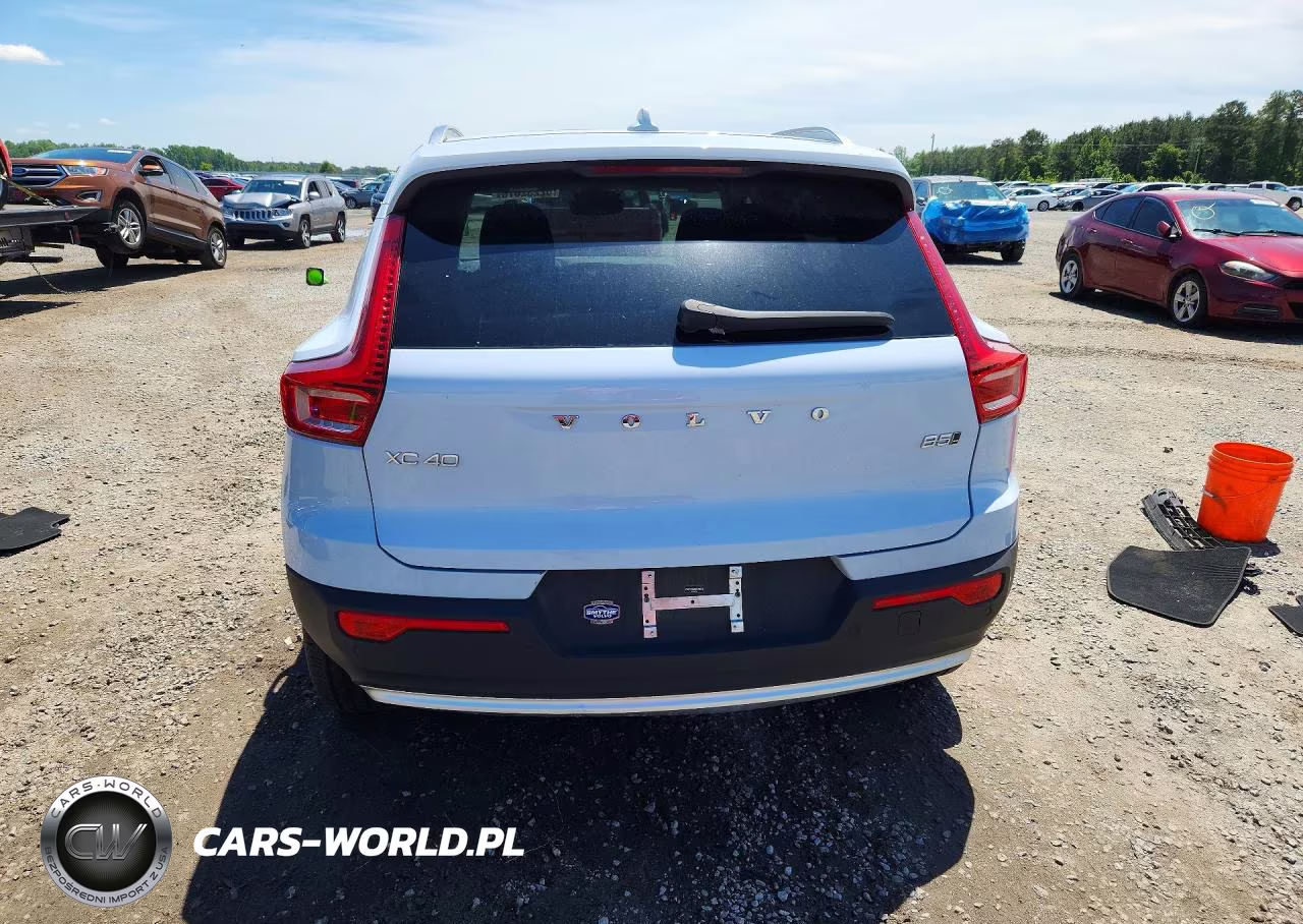 2025 Volvo Xc40 Core VIN:YV4L12UJ0S2578645 - 6