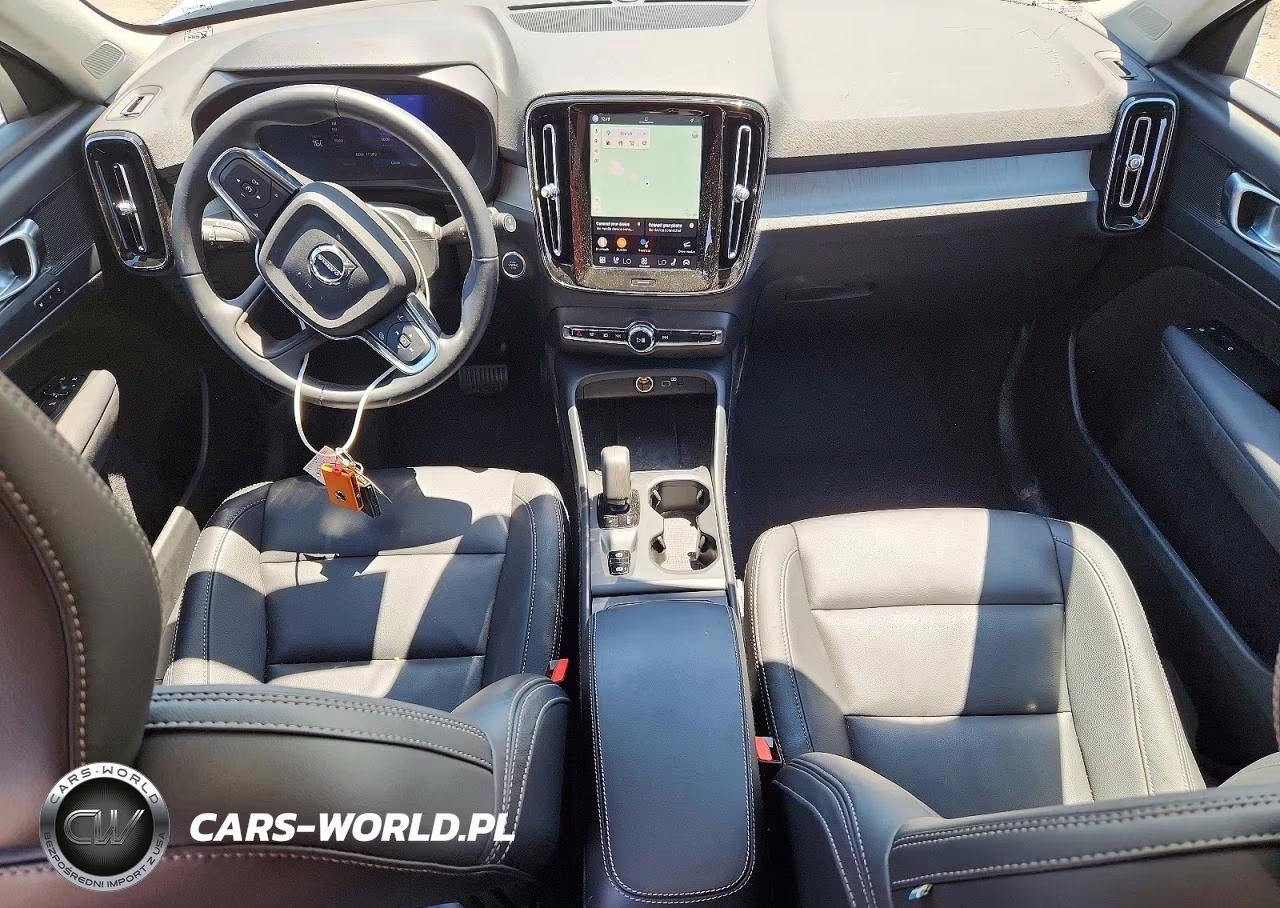 2025 Volvo Xc40 Core VIN:YV4L12UJ0S2578645 - 8