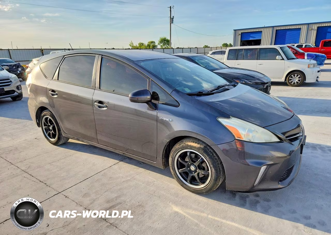 2012 Toyota Prius V Three VIN:JTDZN3EUXC3156507 - 4