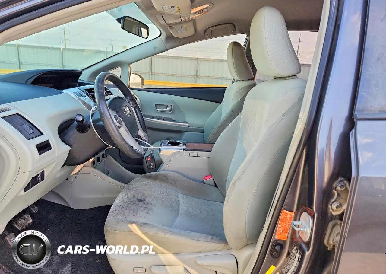 2012 Toyota Prius V Three VIN:JTDZN3EUXC3156507 - 7