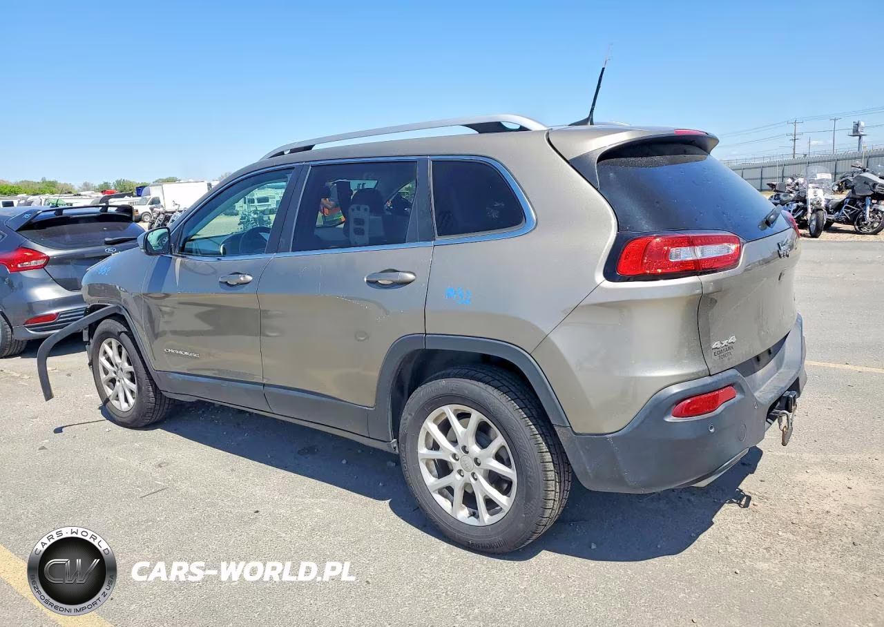 2016 Jeep Cherokee Latitude VIN:1C4PJMCS3GW286188 - 2