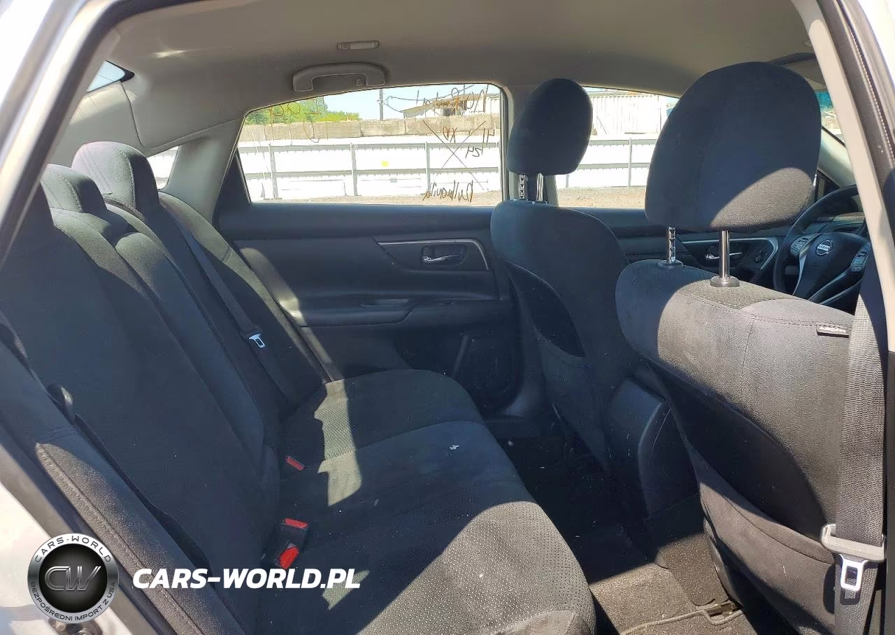 2015 Nissan Altima 2.5 S VIN:1N4AL3AP1FC461049 - 10