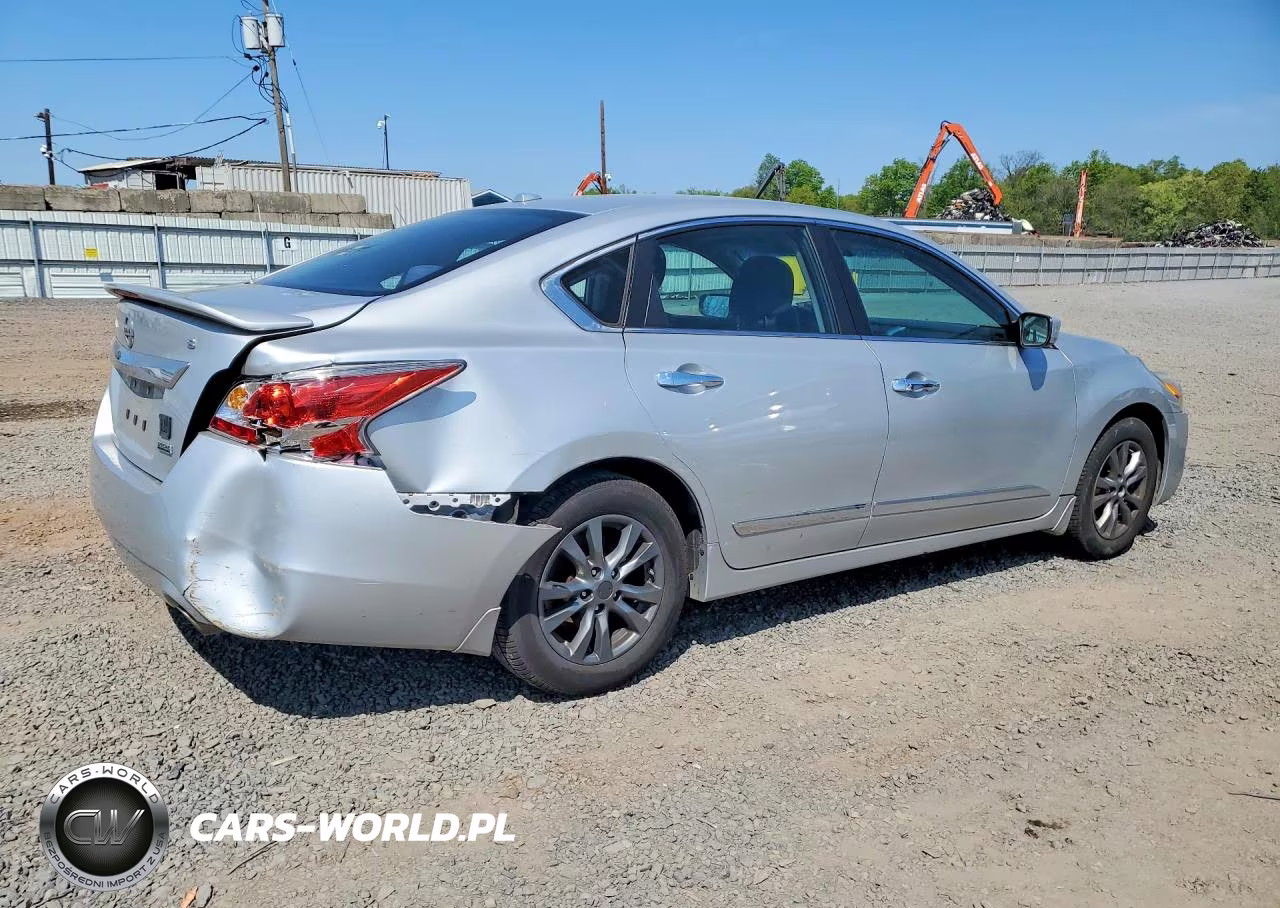 2015 Nissan Altima 2.5 S VIN:1N4AL3AP1FC461049 - 3