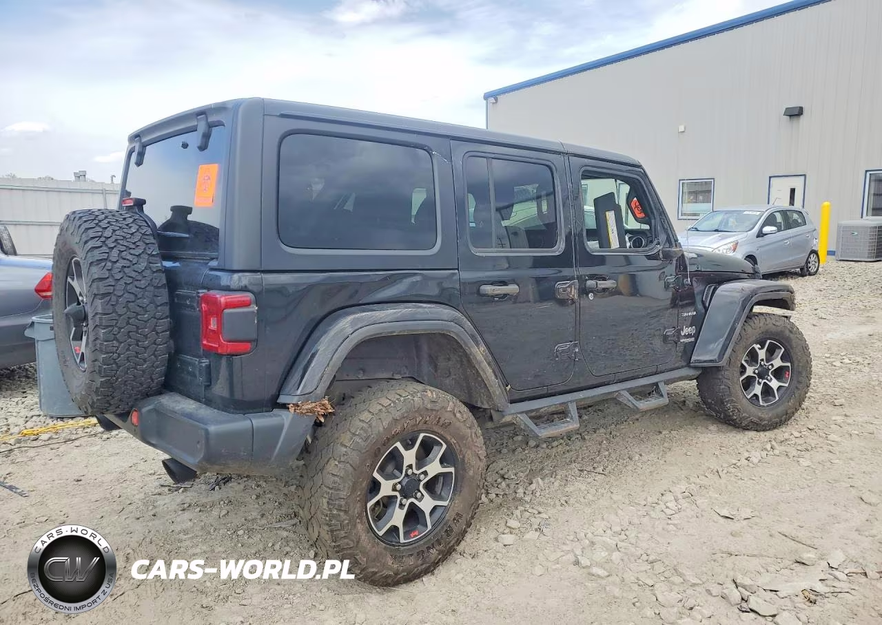2020 Jeep Wrangler Unlimited Sahara VIN:1C4HJXEG0LW298792 - 3