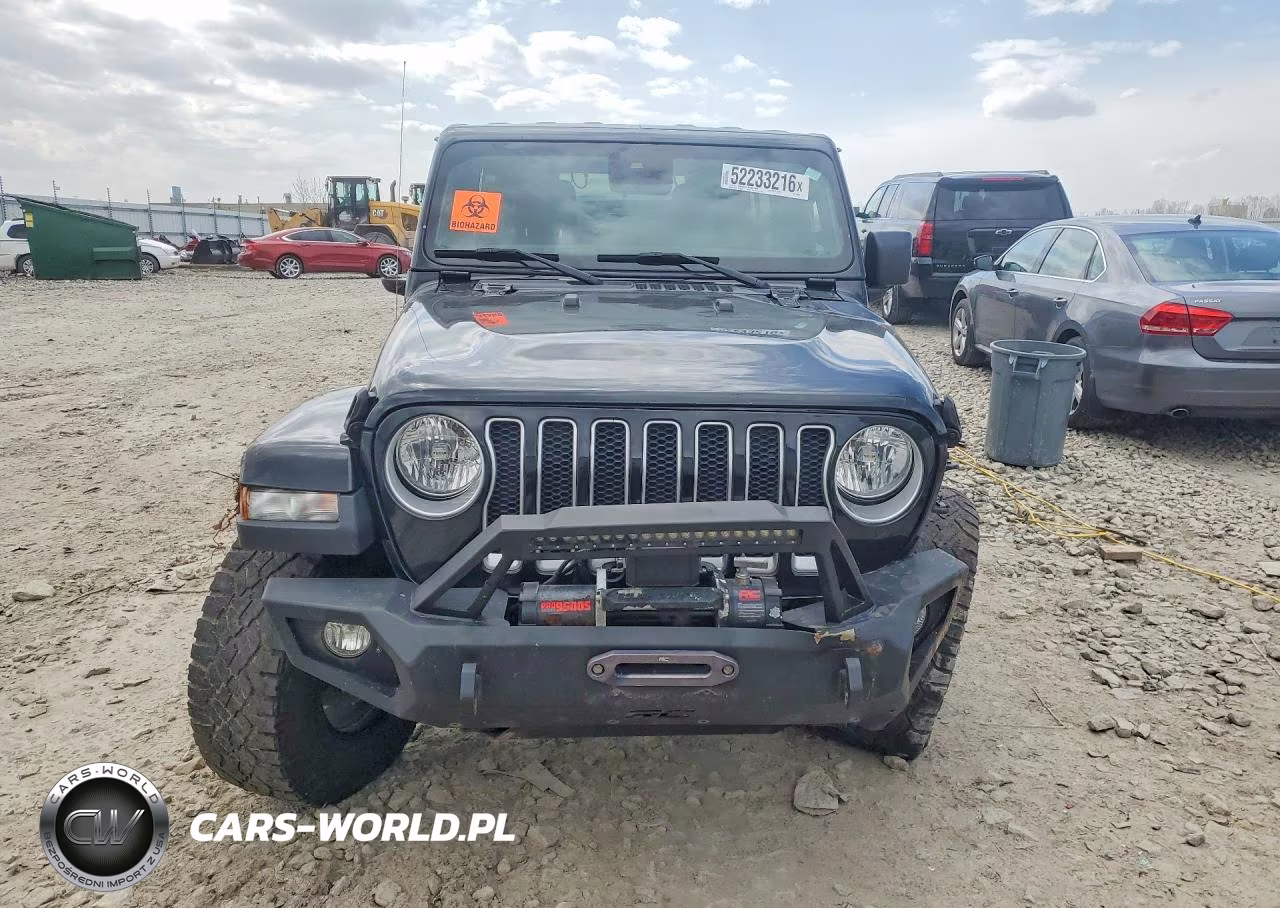 2020 Jeep Wrangler Unlimited Sahara VIN:1C4HJXEG0LW298792 - 5