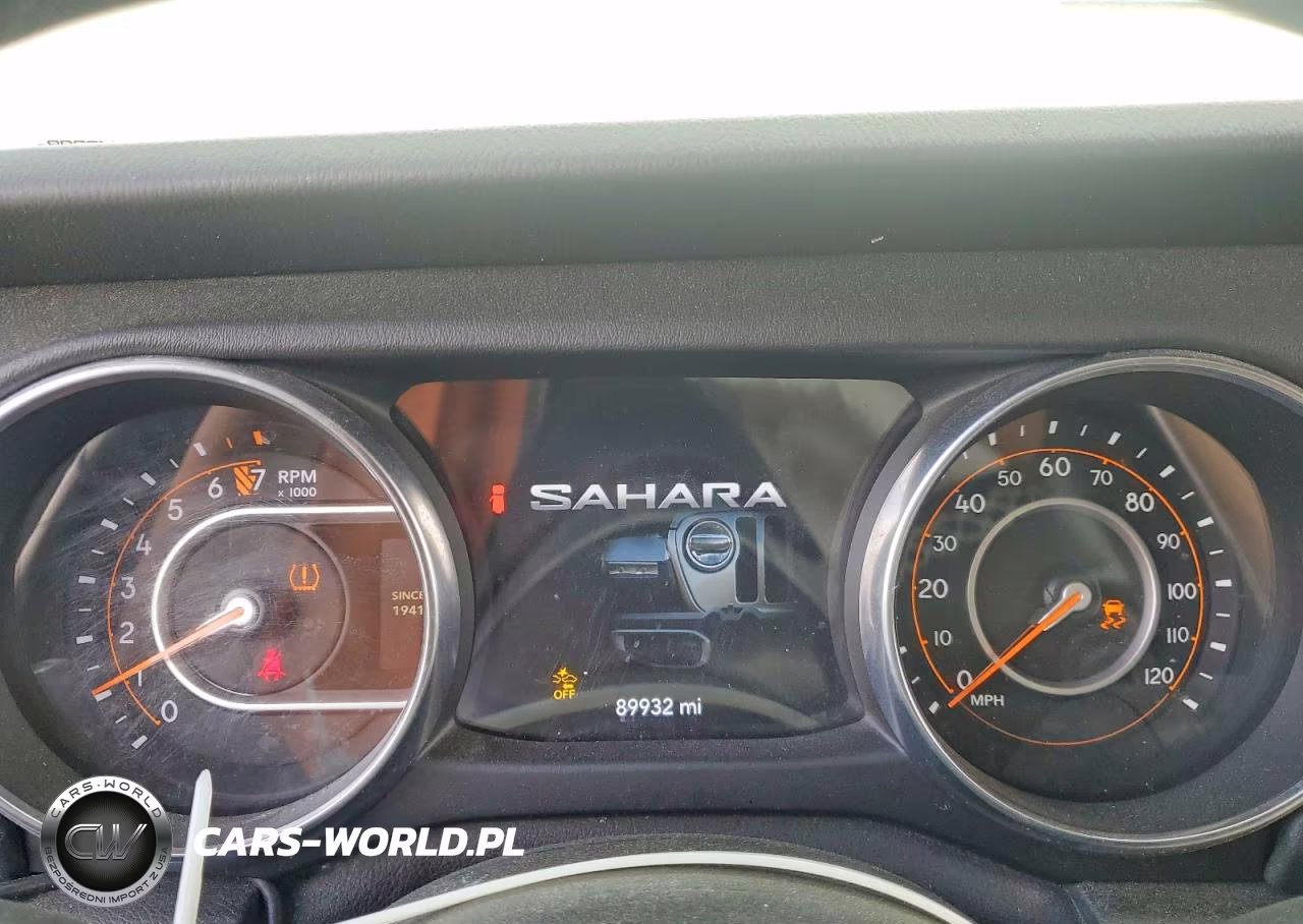 2020 Jeep Wrangler Unlimited Sahara VIN:1C4HJXEG0LW298792 - 9