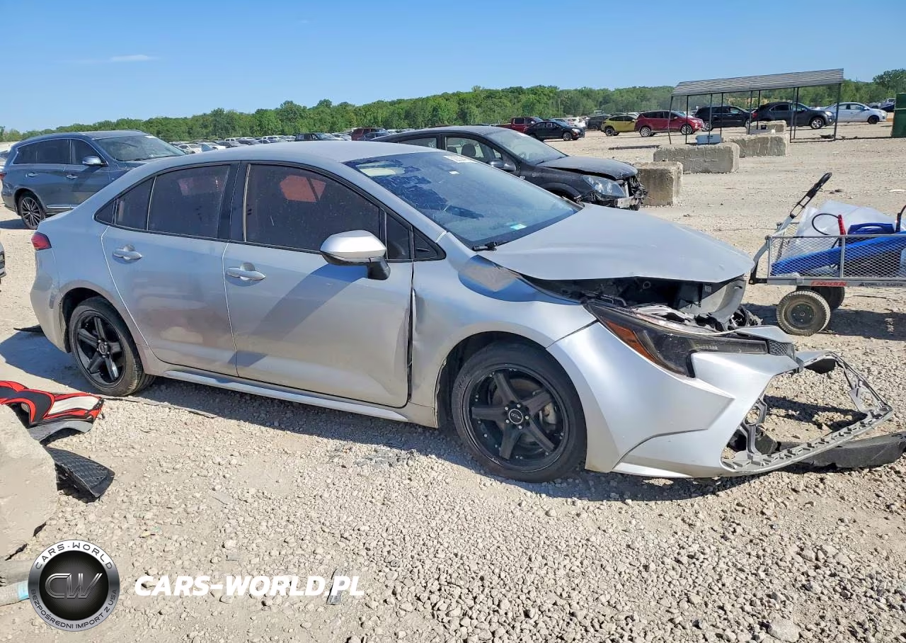 2020 Toyota Corolla Le VIN:5YFEPRAE6LP028458 - 4