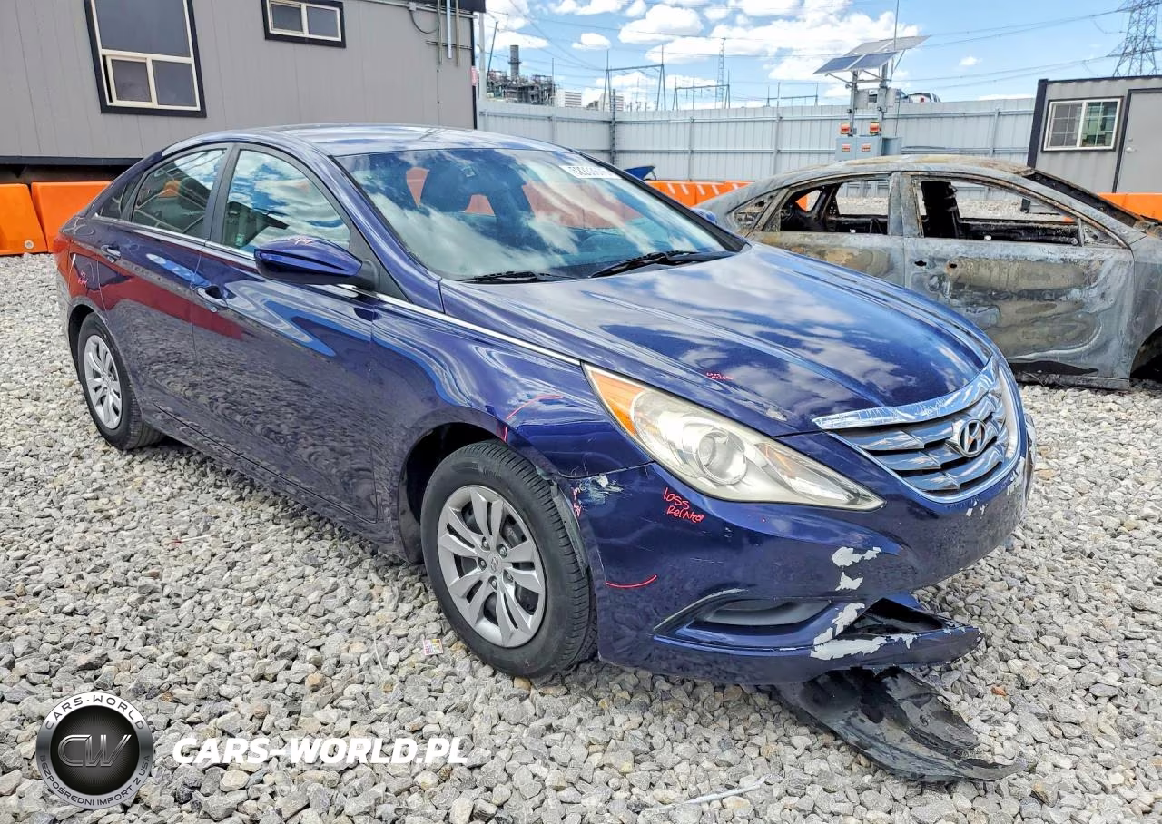 2012 Hyundai Sonata Gls VIN:5NPEB4AC2CH378439 - 4