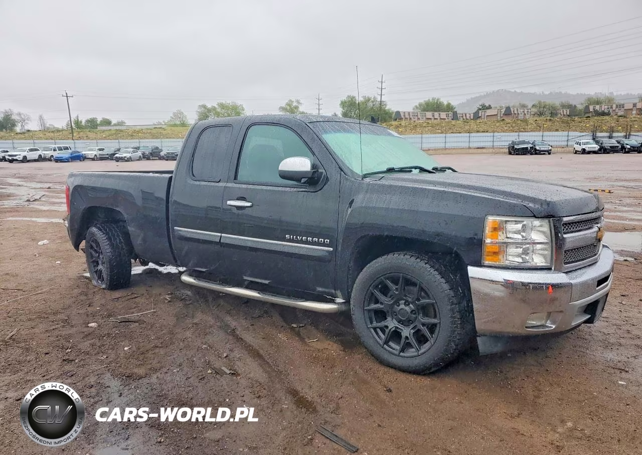 2013 Chevrolet Silverado C1500 Lt VIN:1GCRCSE07DZ407091 - 4
