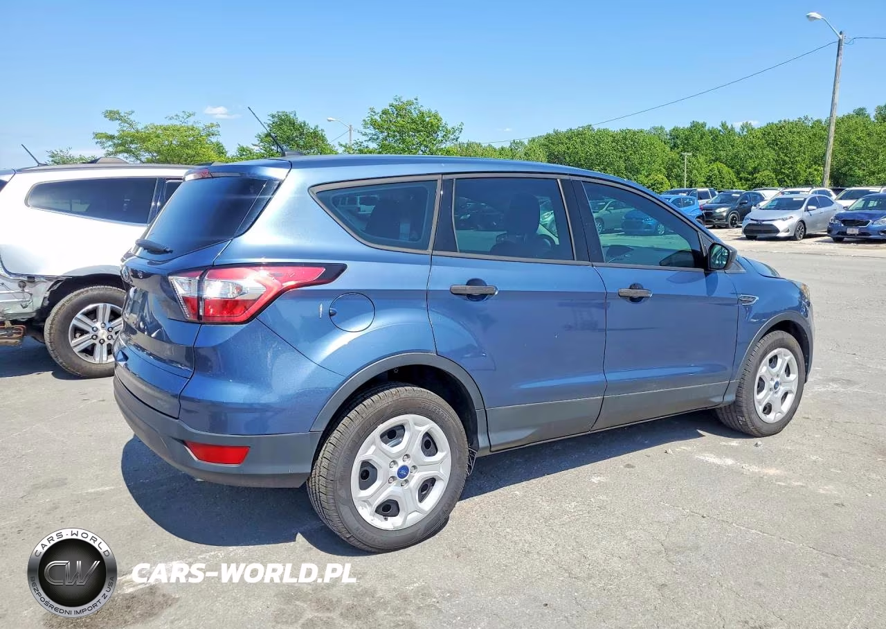 2018 Ford Escape S VIN:1FMCU0F79JUC01861 - 3