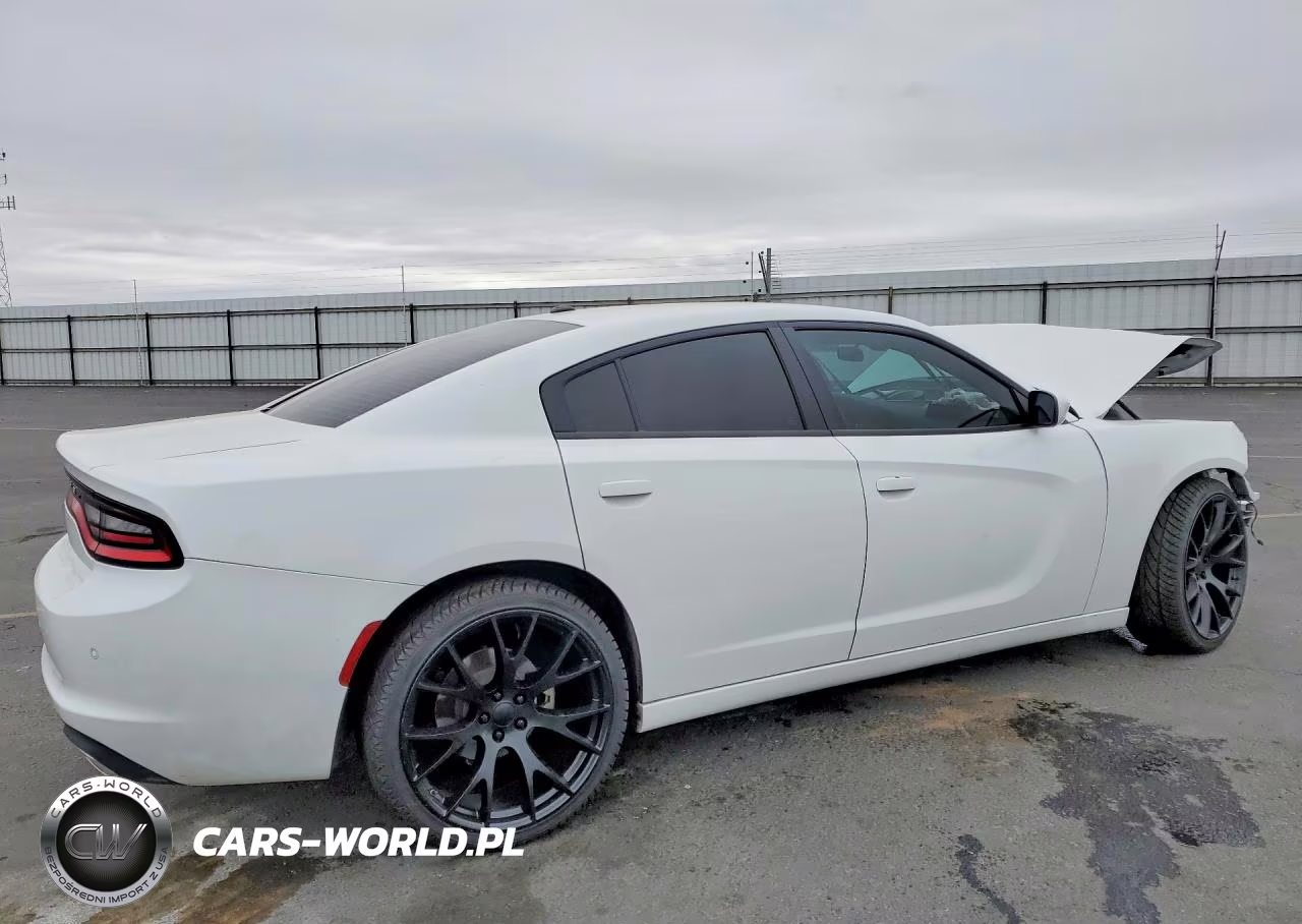 2022 Dodge Charger Sxt VIN:2C3CDXBG8NH247813 - 3