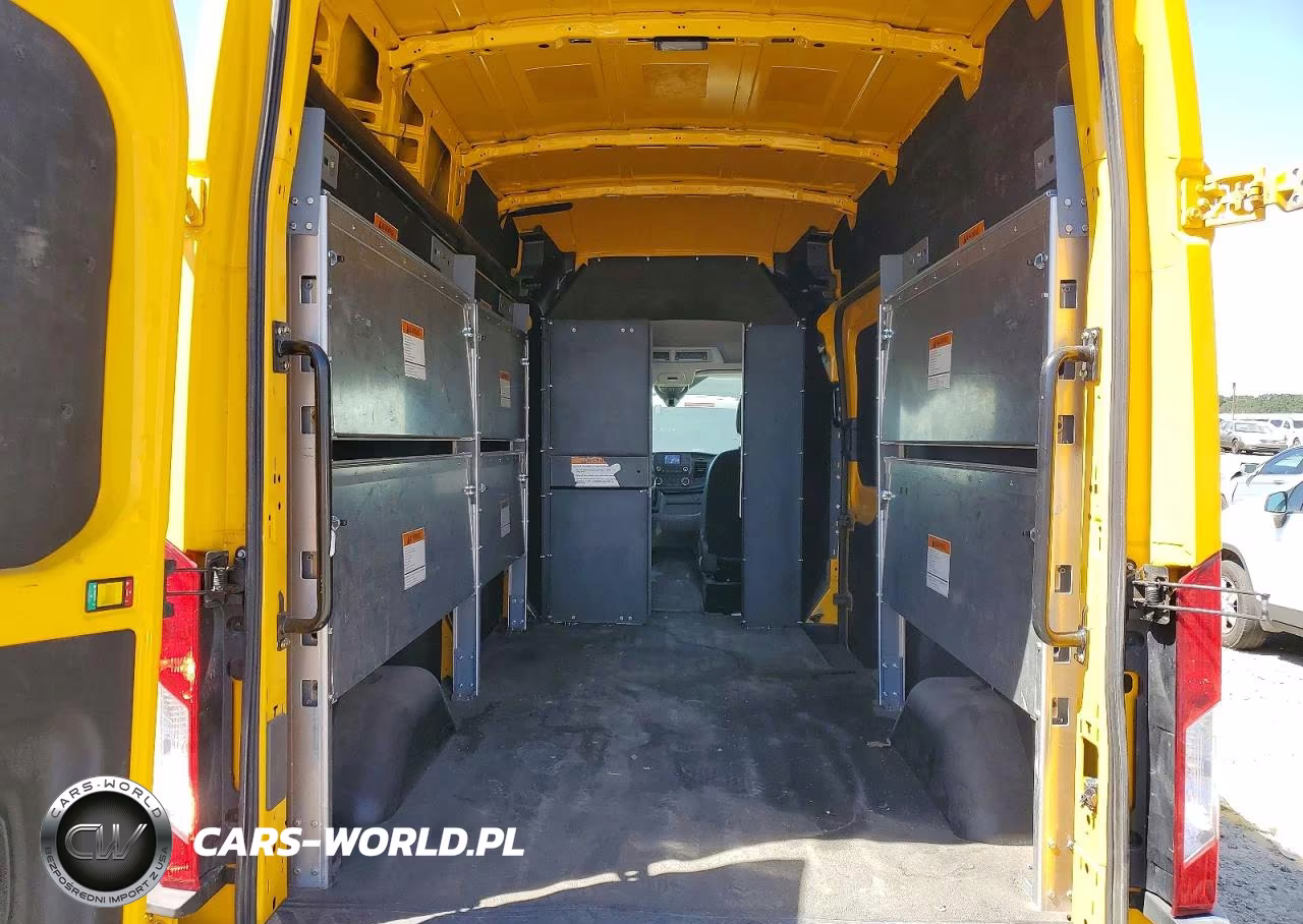 2023 Ford Transit 250 Delivery Van VIN:1FTBR1X82PKA73790 - 10