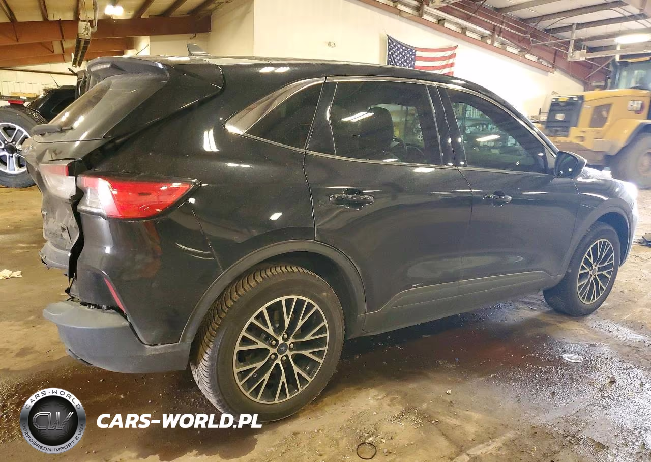 2022 Ford Escape Se VIN:1FMCU0EZ4NUA49836 - 3