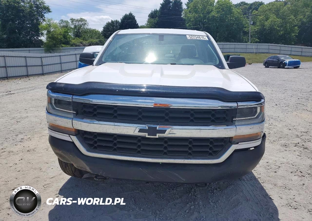 2018 Chevrolet Silverado K1500 VIN:1GCVKNEC6JZ239162 - 5