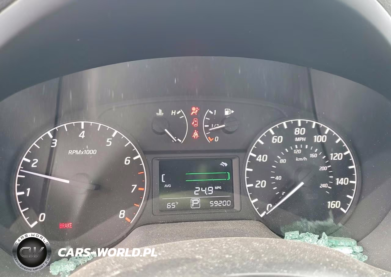 2016 Nissan Sentra S VIN:3N1AB7AP1GY236680 - 9