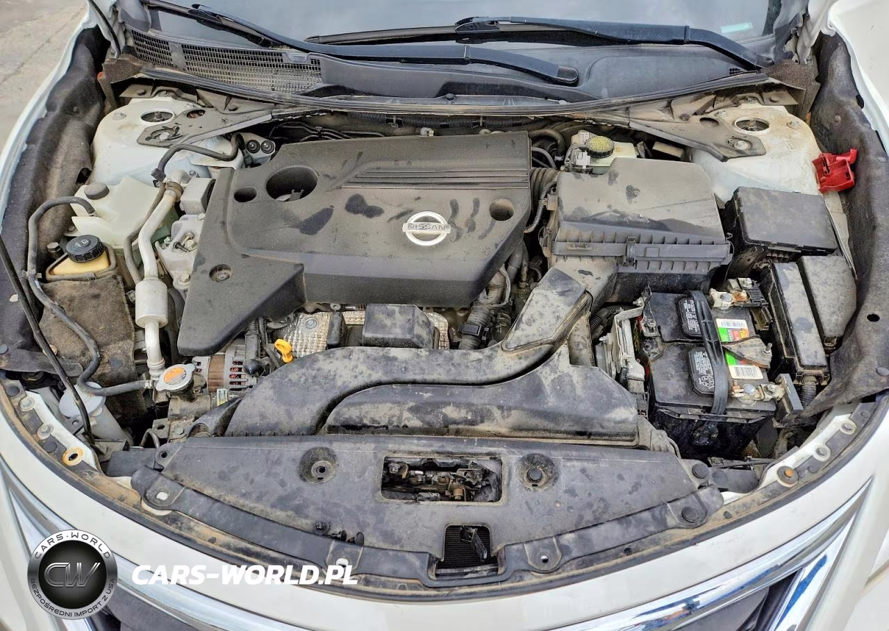 2015 Nissan Altima 2.5 S VIN:1N4AL3AP7FN310365 - 11