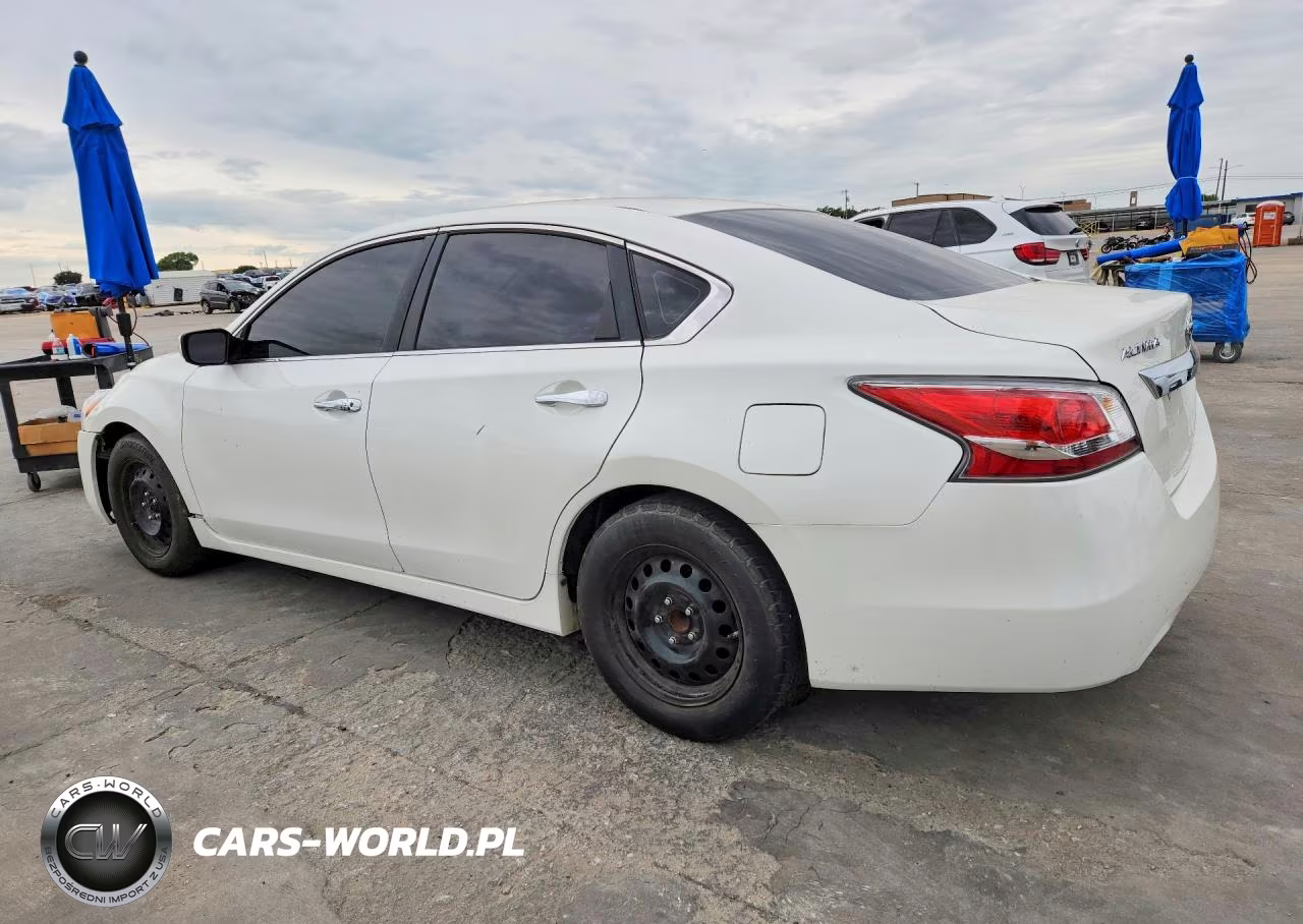 2015 Nissan Altima 2.5 S VIN:1N4AL3AP7FN310365 - 2