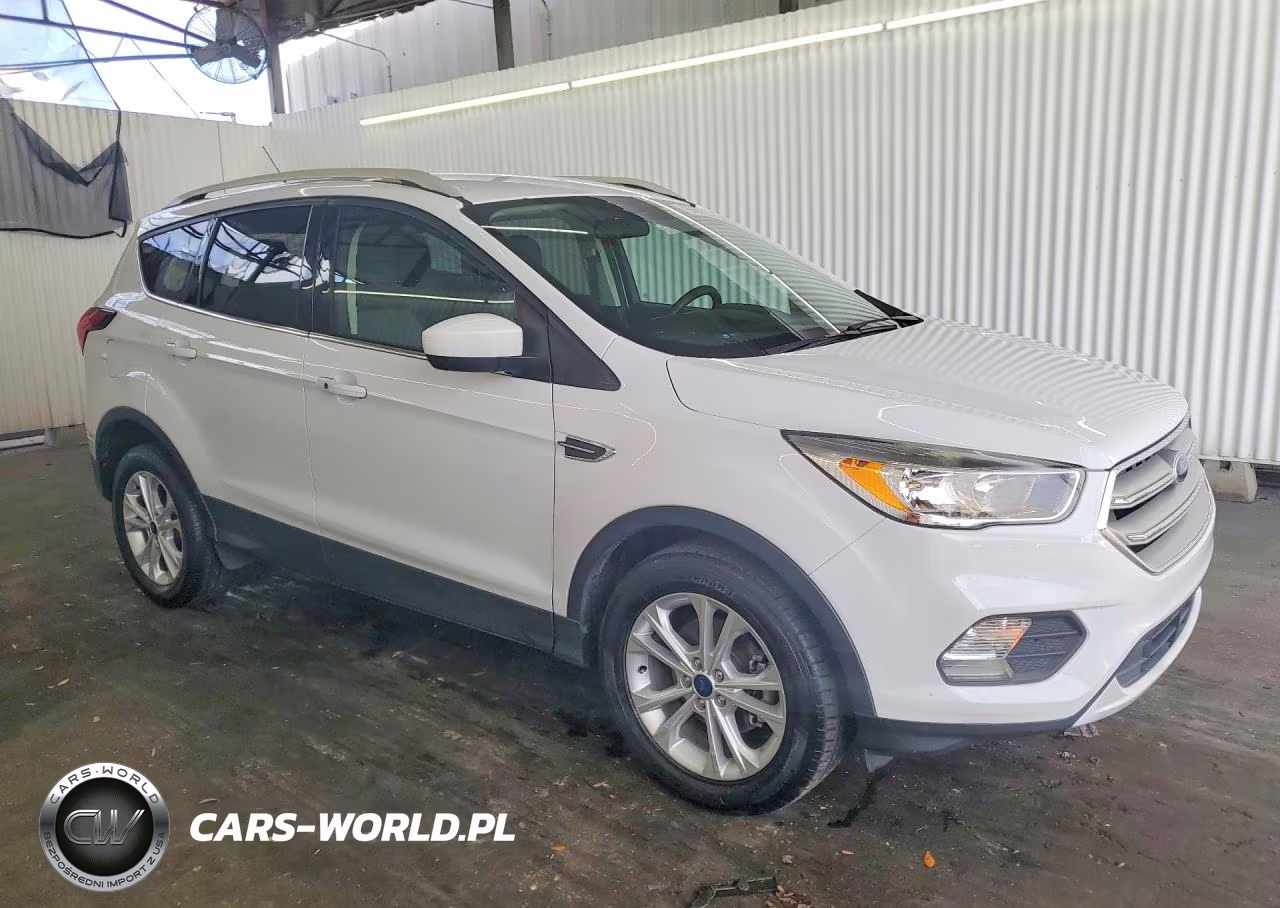 2019 Ford Escape Se VIN:1FMCU0GD5KUC36788 - 4
