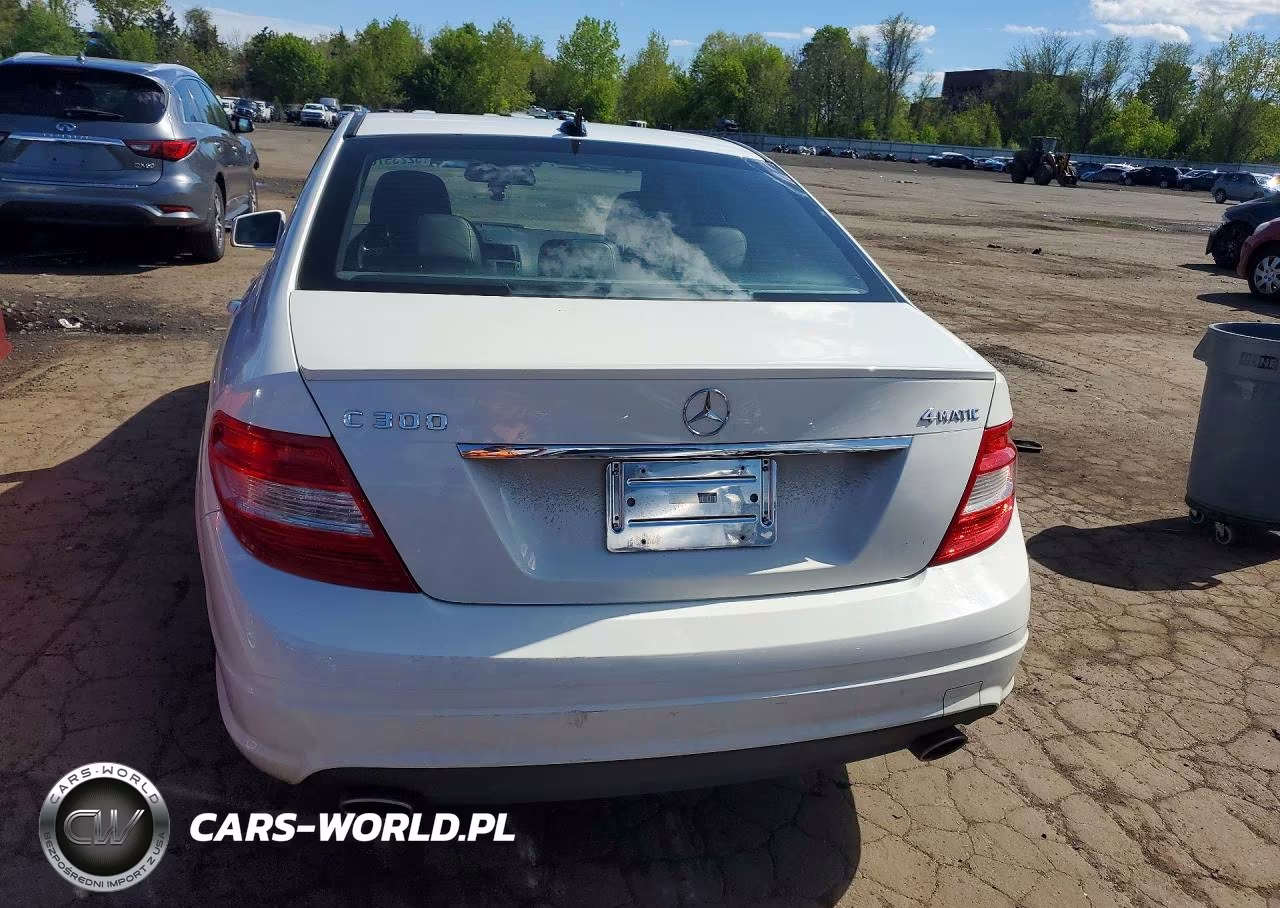 2011 Mercedes-Benz C 300 4Matic VIN:WDDGF8BB5BR149387 - 6