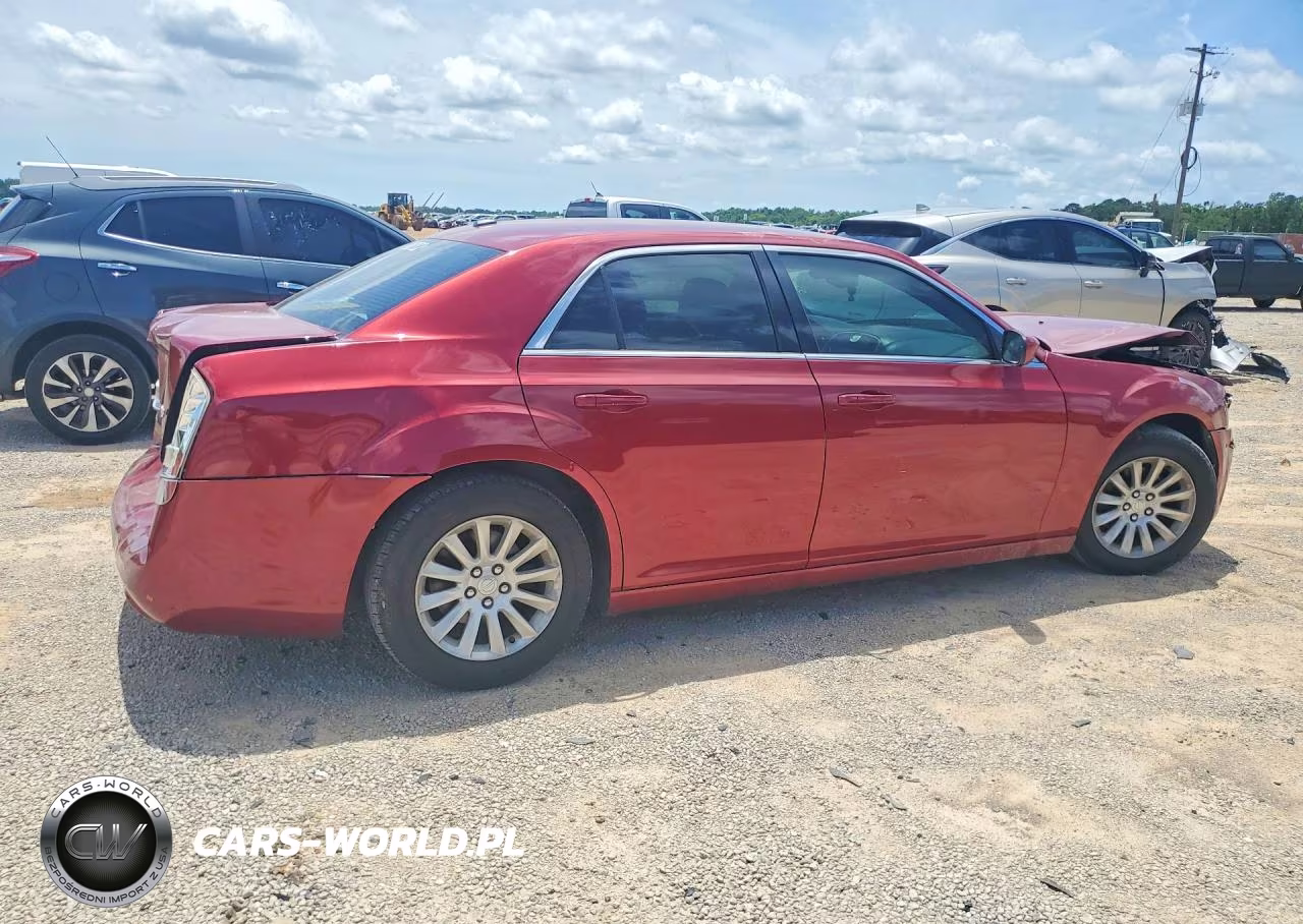 2014 Chrysler 300 VIN:2C3CCAAG7EH379902 - 3