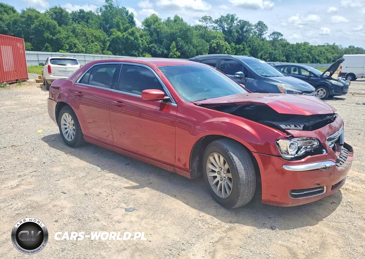 2014 Chrysler 300 VIN:2C3CCAAG7EH379902 - 4