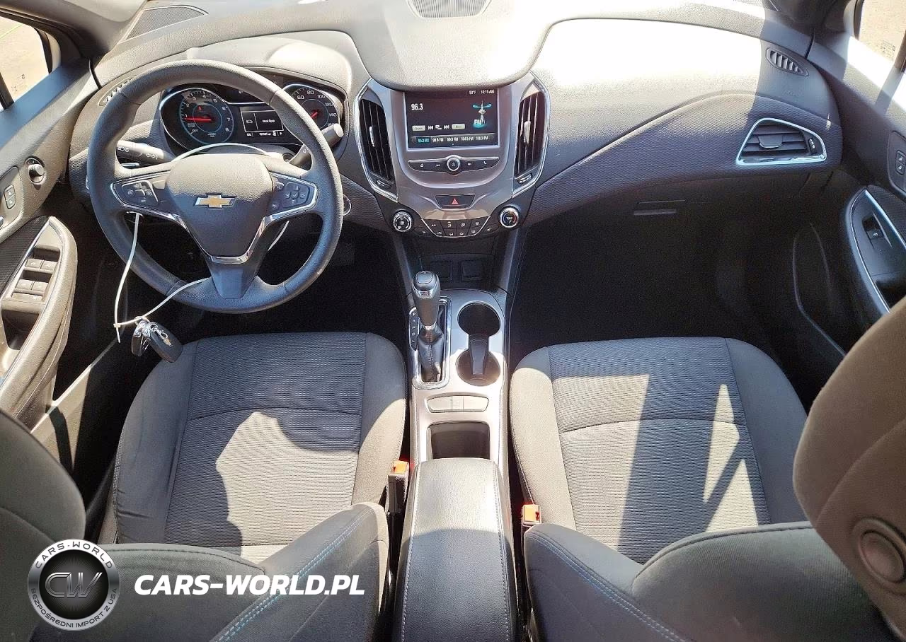 2018 Chevrolet Cruze Lt VIN:1G1BE5SM4J7175912 - 8
