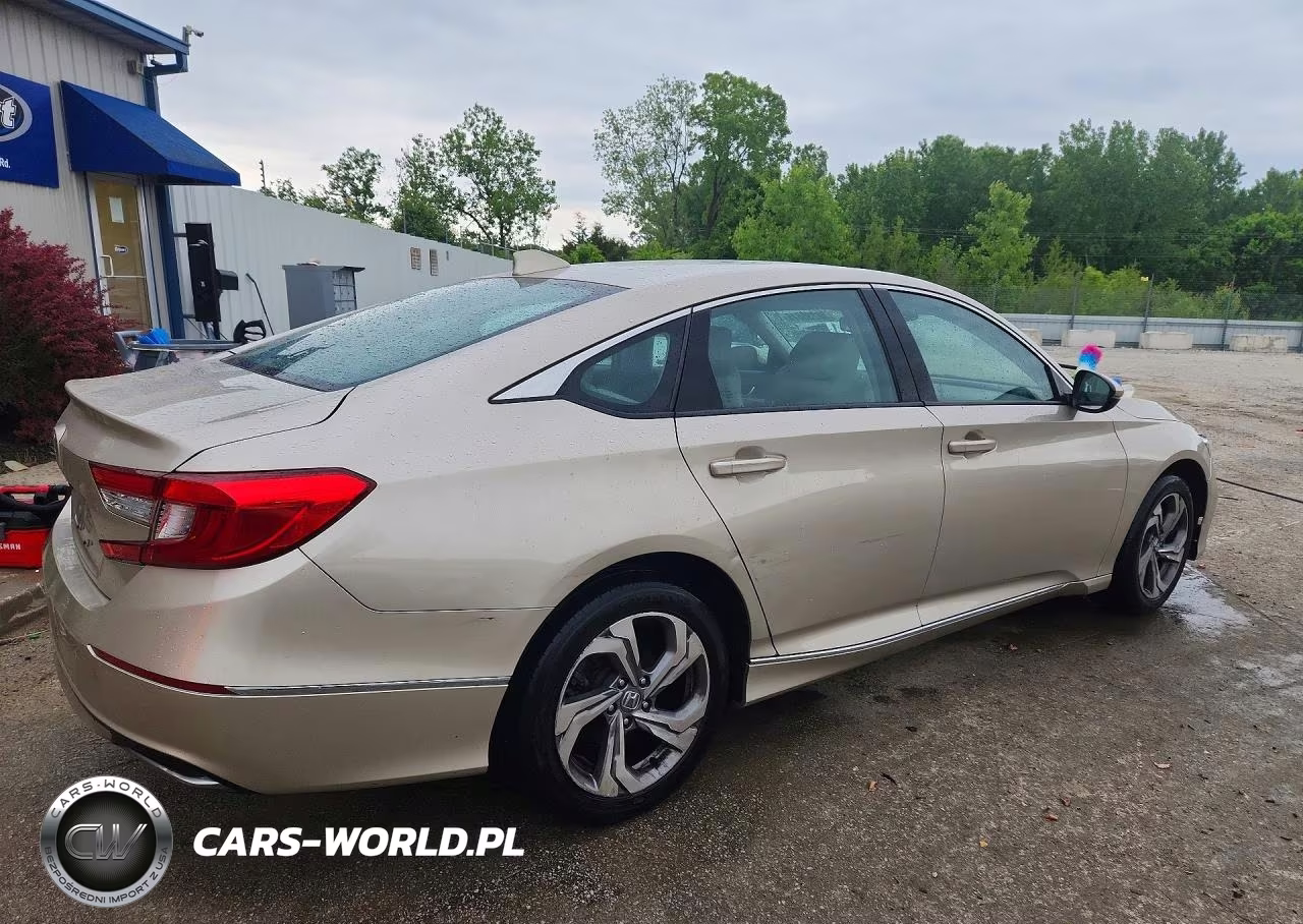 2018 Honda Accord Exl VIN:1HGCV1F63JA130898 - 3