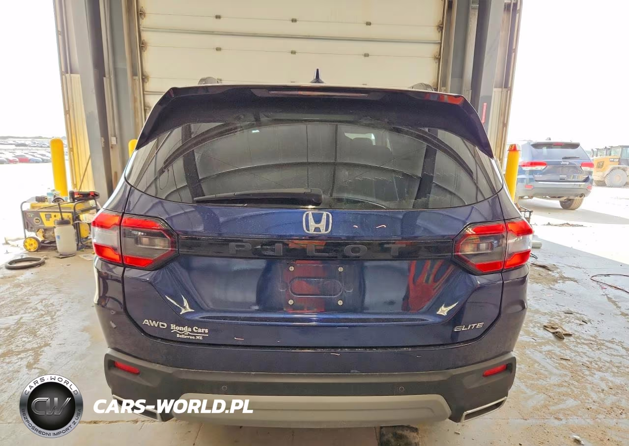 2023 Honda Pilot Elite VIN:5FNYG1H84PB035523 - 6