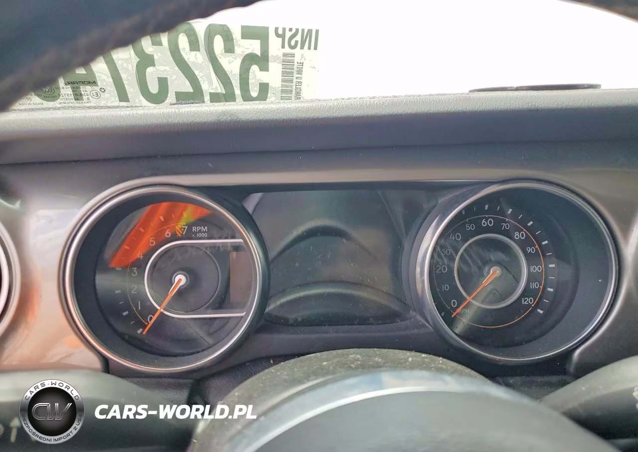 2020 Jeep Wrangler Unlimited Sahara VIN:1C4HJXEG5LW348909 - 9