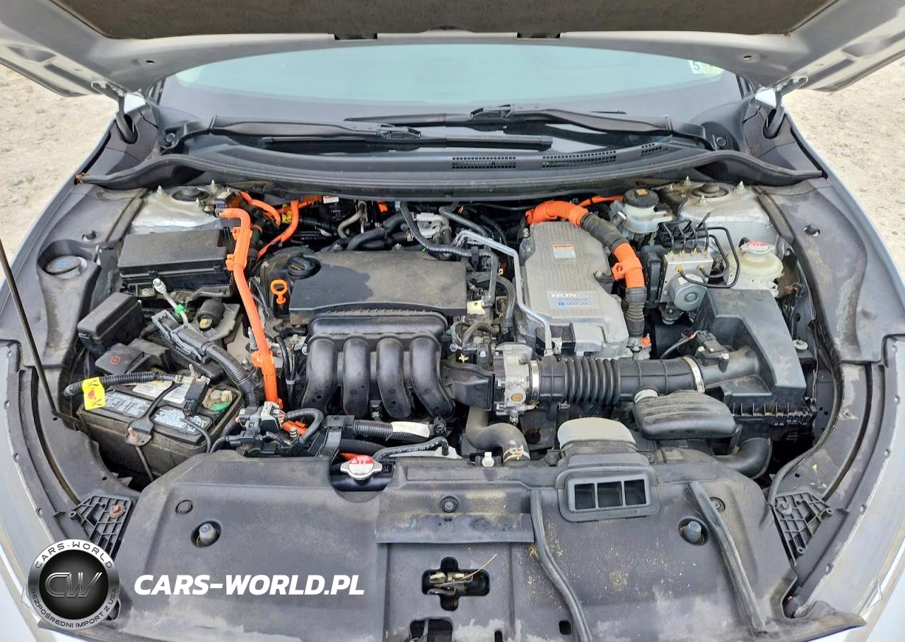 2018 Honda Clarity Touring VIN:JHMZC5F39JC001319 - 11
