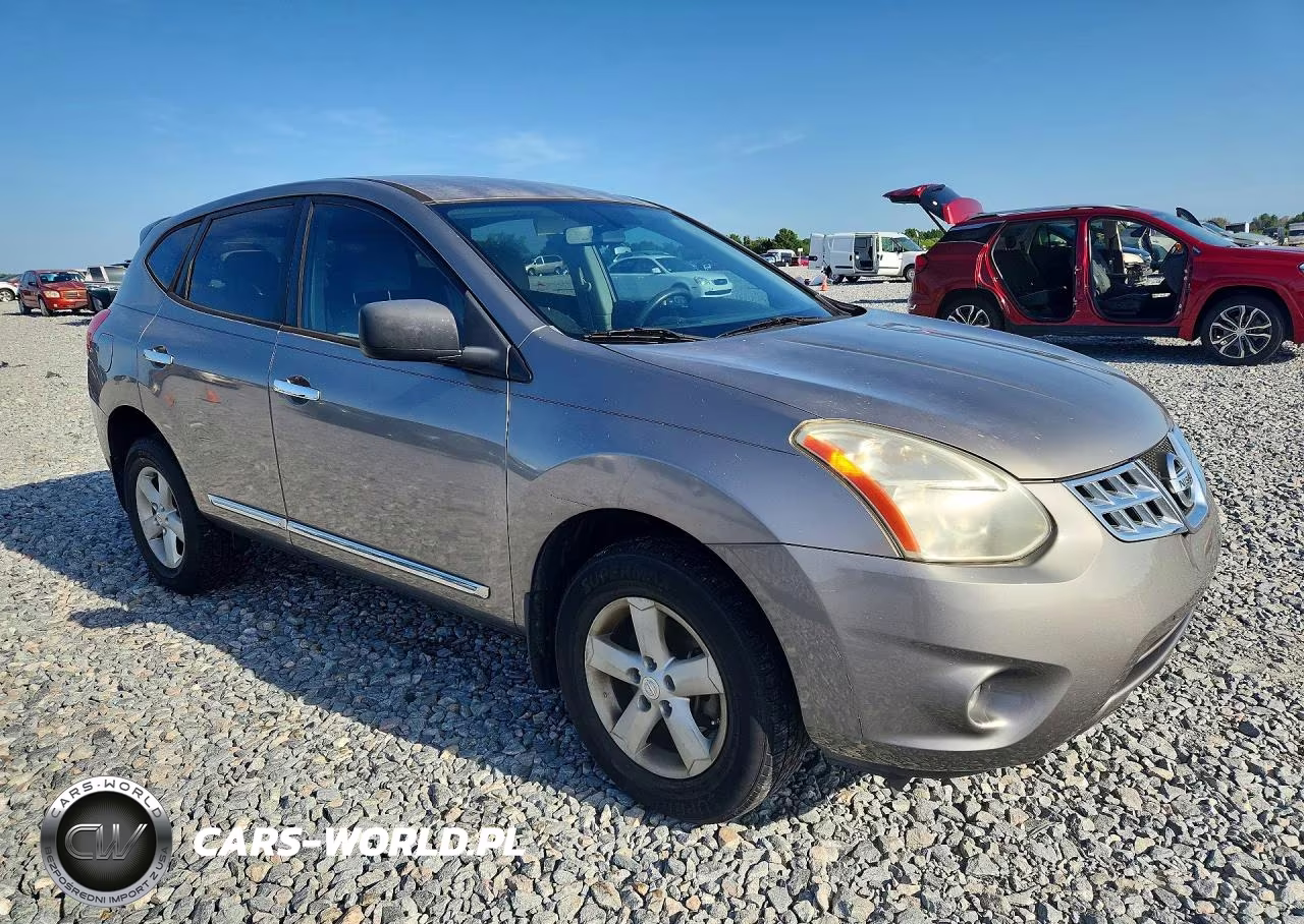 2013 Nissan Rogue S VIN:JN8AS5MT1DW041373 - 4