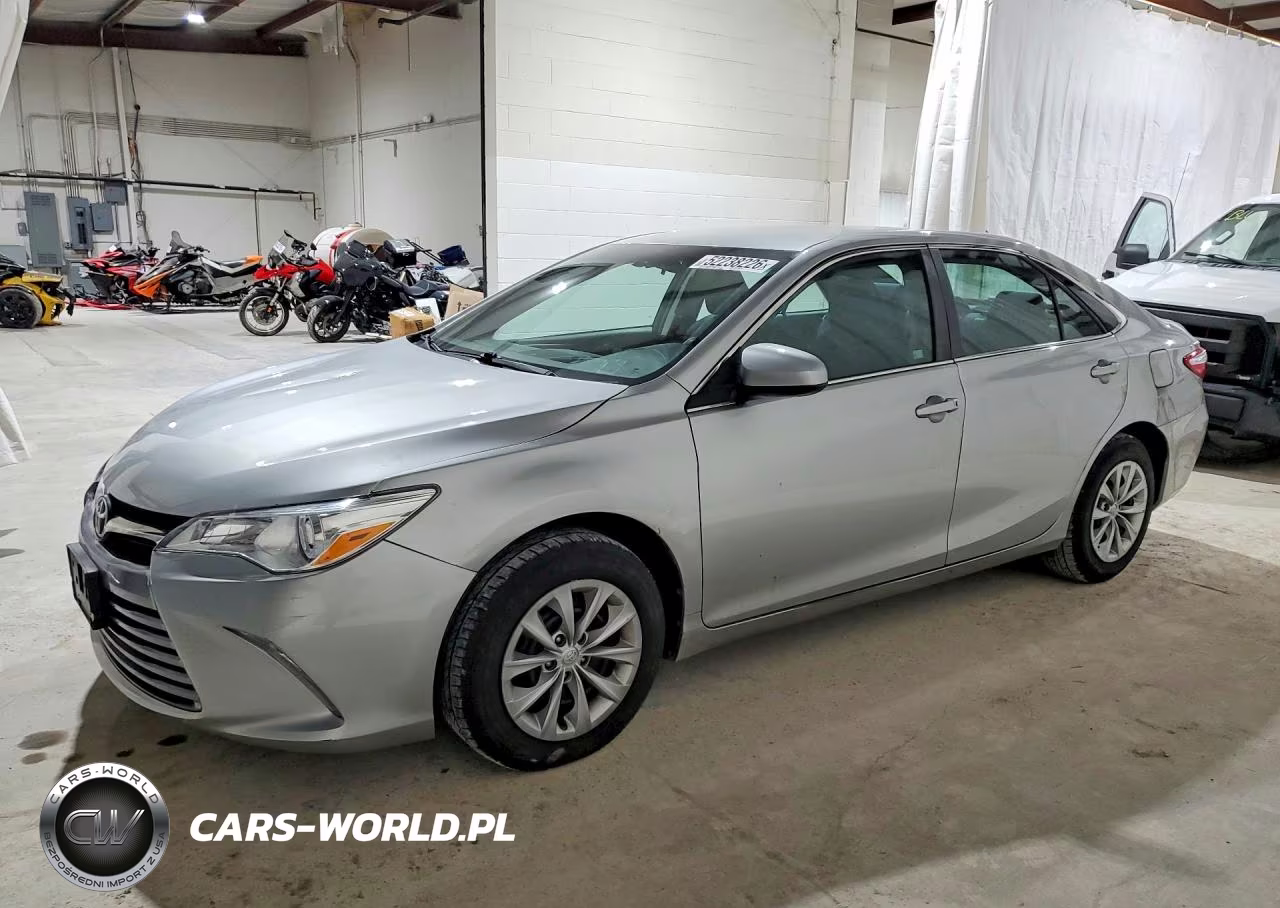 2015 Toyota Camry Le