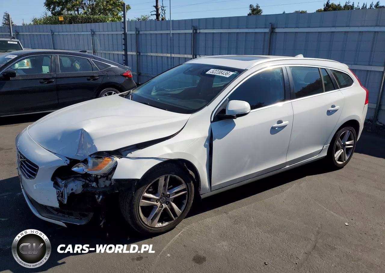 2015 Volvo V60 Premier