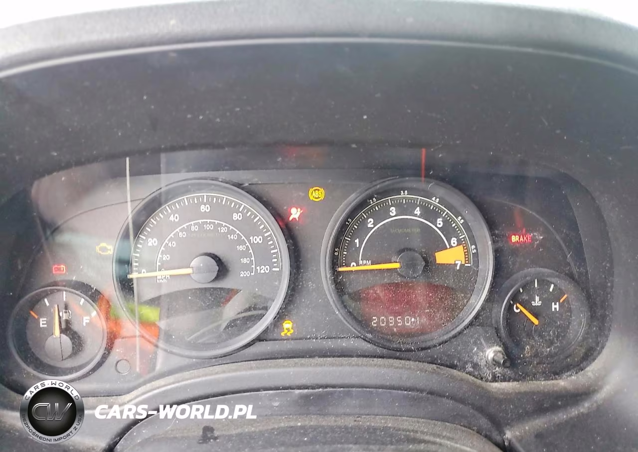 2015 Jeep Patriot Sport VIN:1C4NJPBA6FD329126 - 9