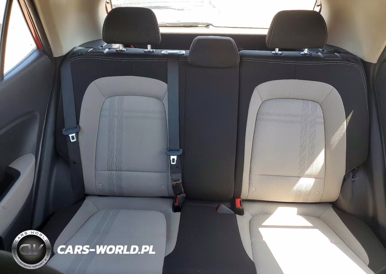 2021 Hyundai Venue Sel VIN:KMHRC8A35MU100742 - 10