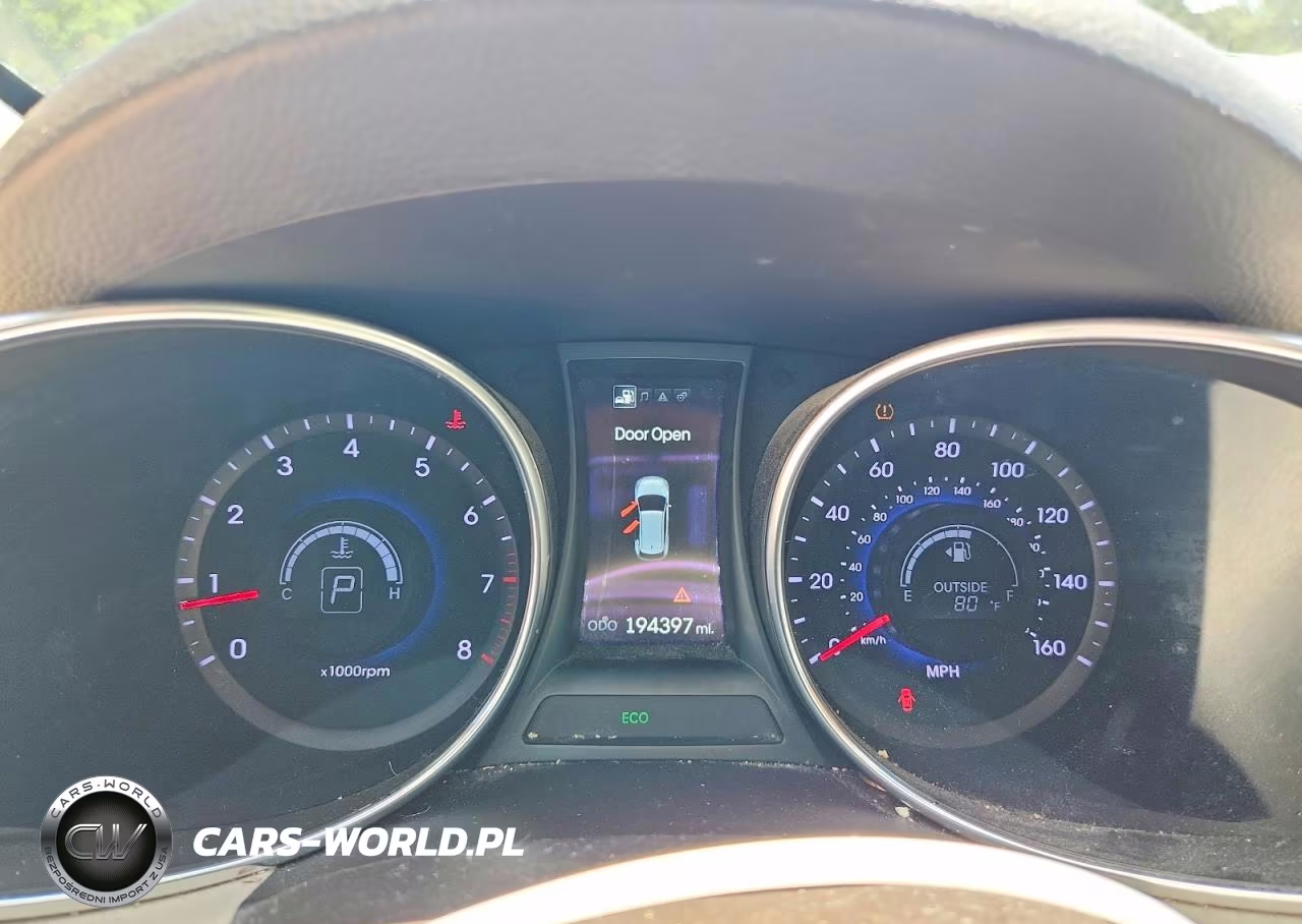 2014 Hyundai Santa Fe Sport 2.4L VIN:5XYZU3LB7EG184350 - 9