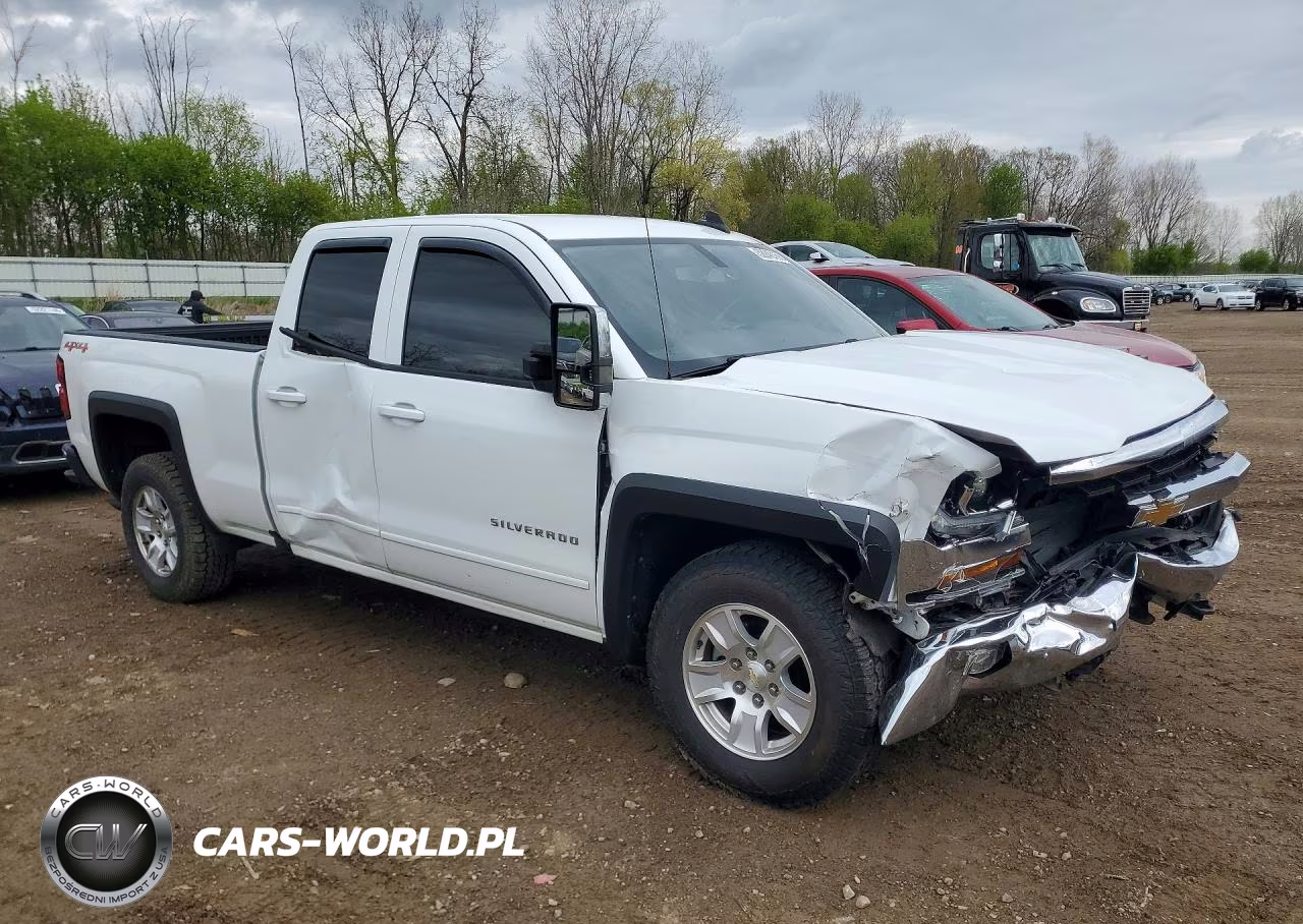 2017 Chevrolet Silverado K1500 Lt VIN:1GCVKREH4HZ124718 - 4