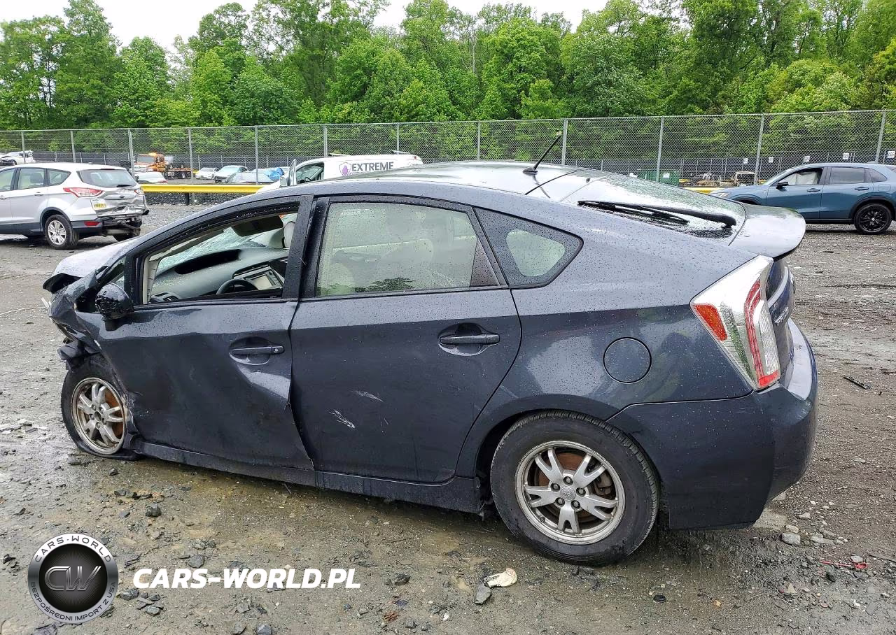 2012 Toyota Prius L VIN:JTDKN3DU9C1499579 - 2
