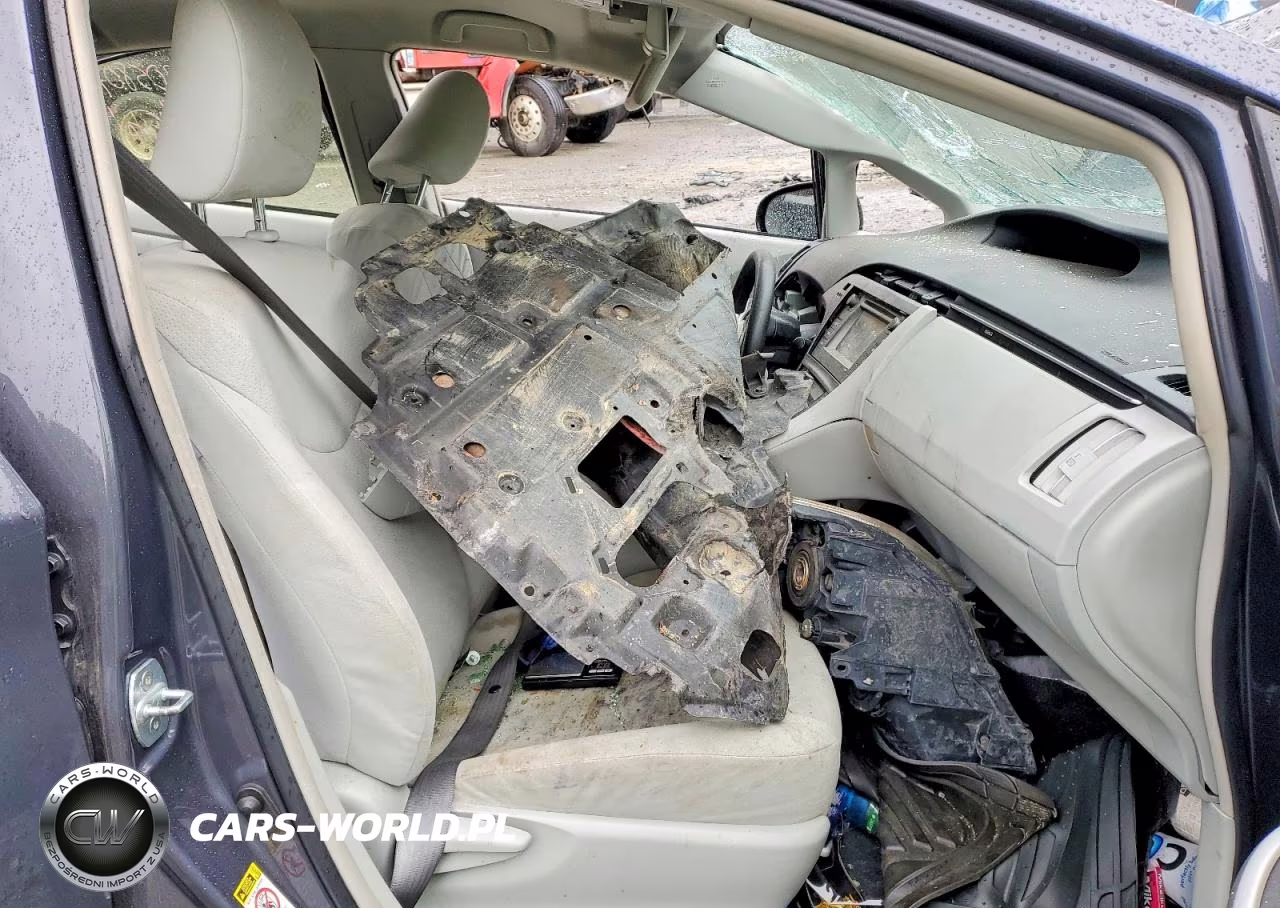 2012 Toyota Prius L VIN:JTDKN3DU9C1499579 - 7
