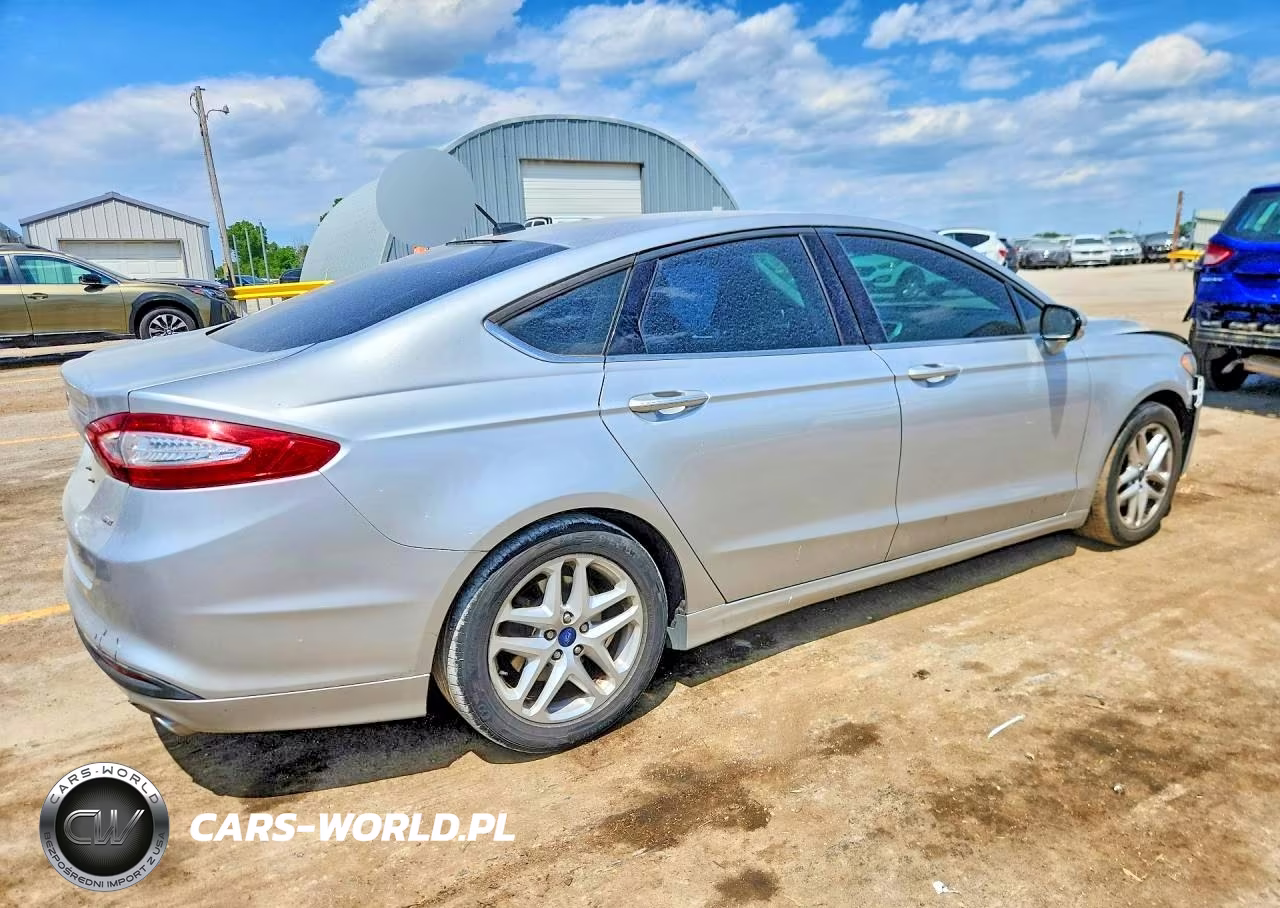 2015 Ford Fusion Se VIN:3FA6P0H70FR194230 - 3