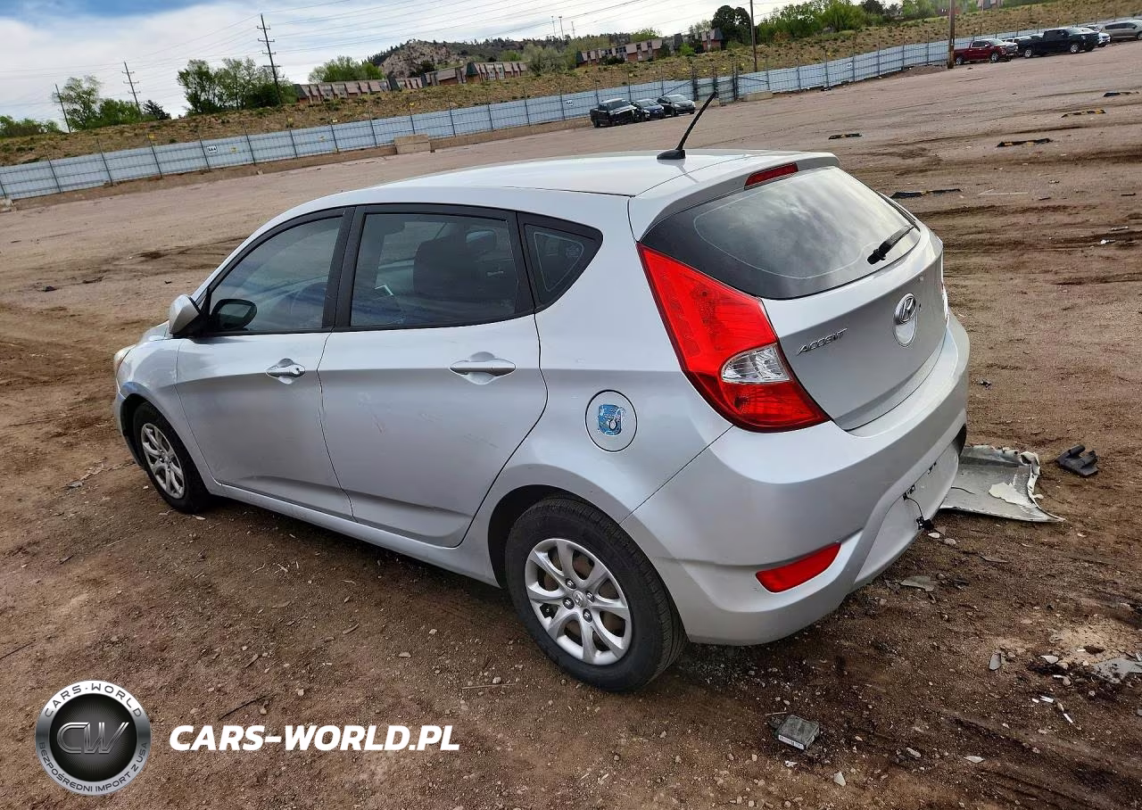 2013 Hyundai Accent Gs VIN:KMHCT5AE0DU131550 - 2