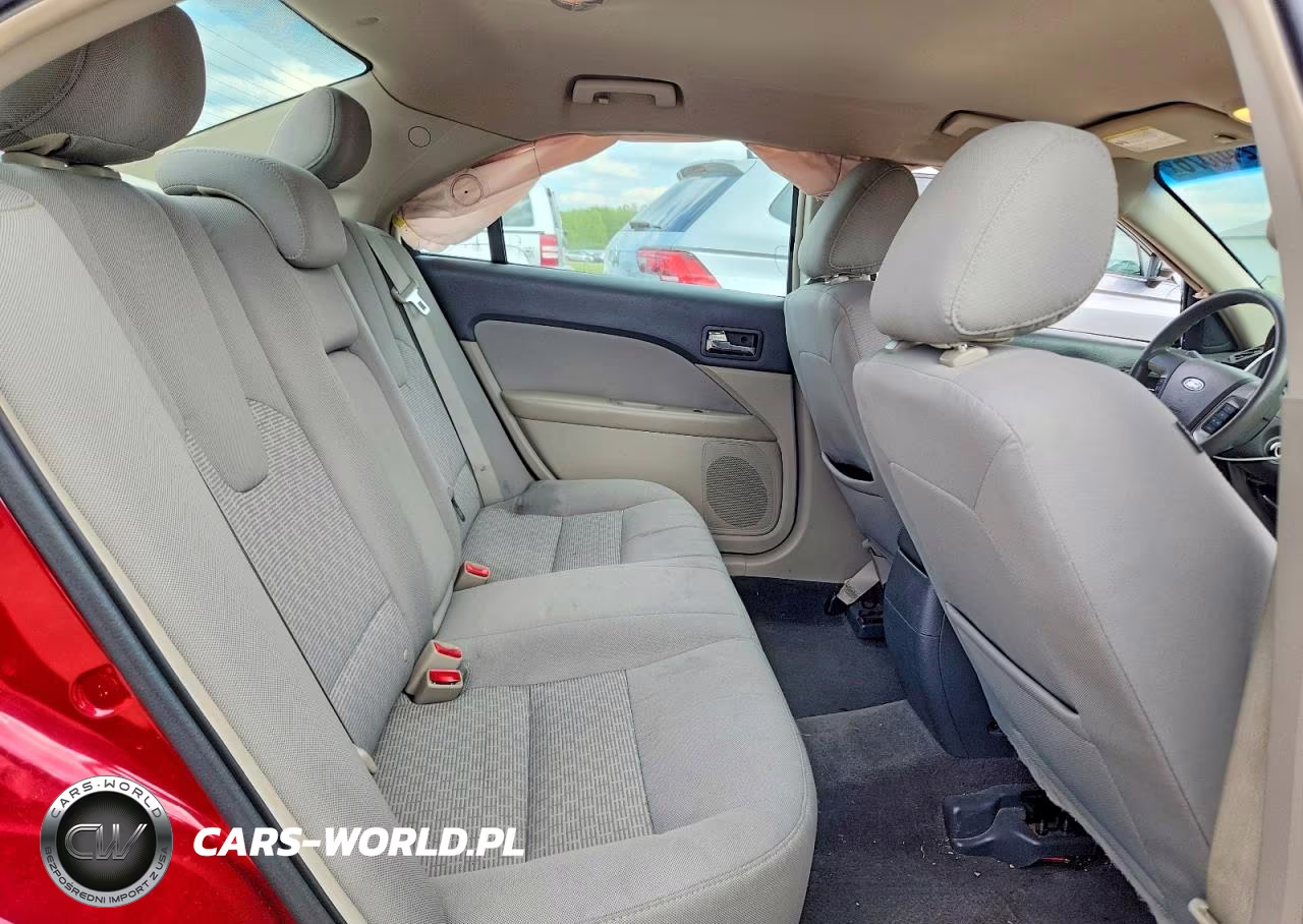 2012 Ford Fusion Se VIN:3FAHP0HA3CR161643 - 10