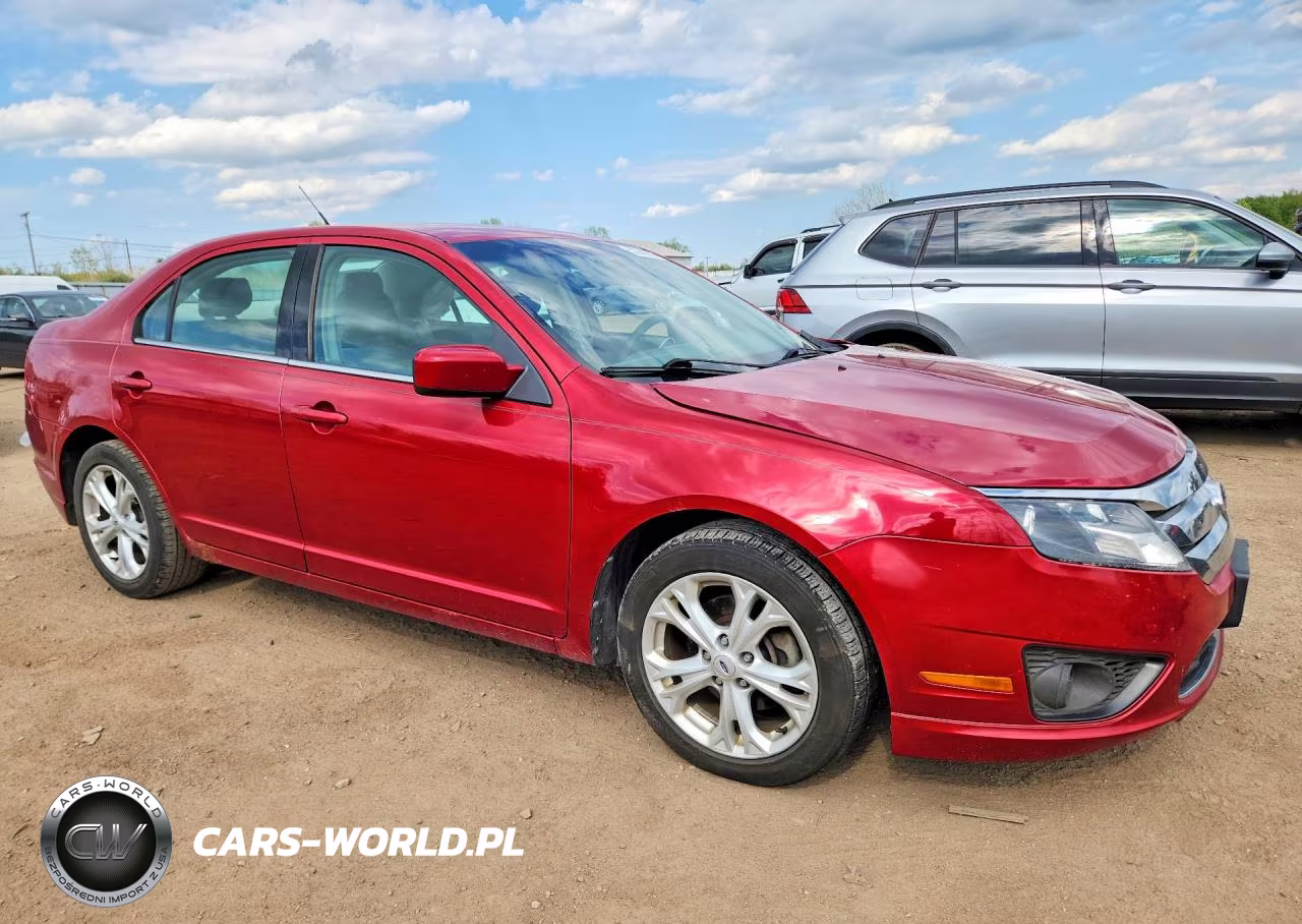 2012 Ford Fusion Se VIN:3FAHP0HA3CR161643 - 4