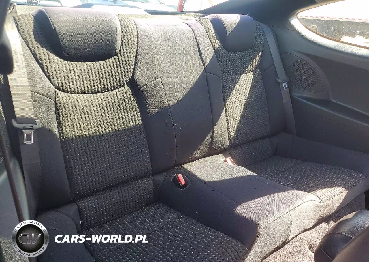 2012 Hyundai Genesis Coupe 2.0T VIN:KMHHT6KD9CU072725 - 10