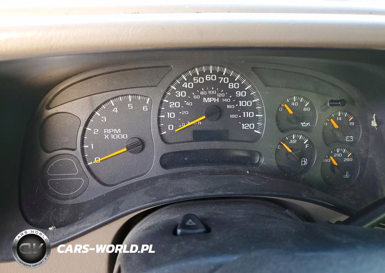 2003 Chevrolet Silverado C1500 VIN:2GCEC19X031141341 - 9