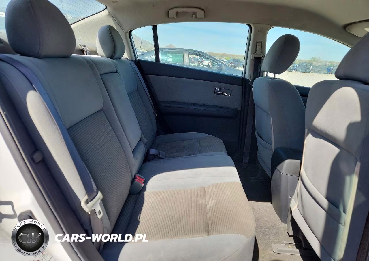 2010 Nissan Sentra 2.0 VIN:3N1AB6APXAL618205 - 10