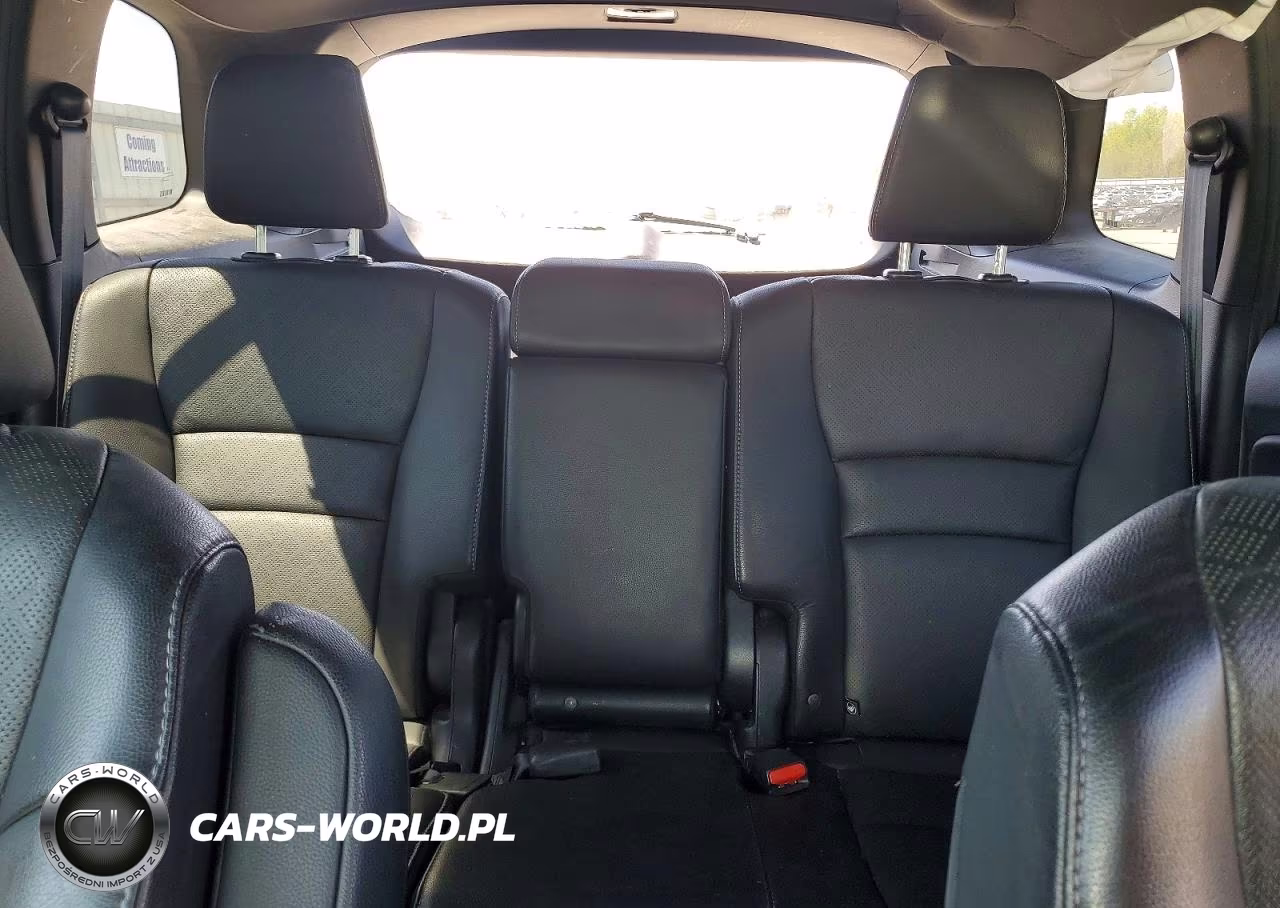 2020 Honda Passport Touring VIN:5FNYF8H97LB014342 - 10